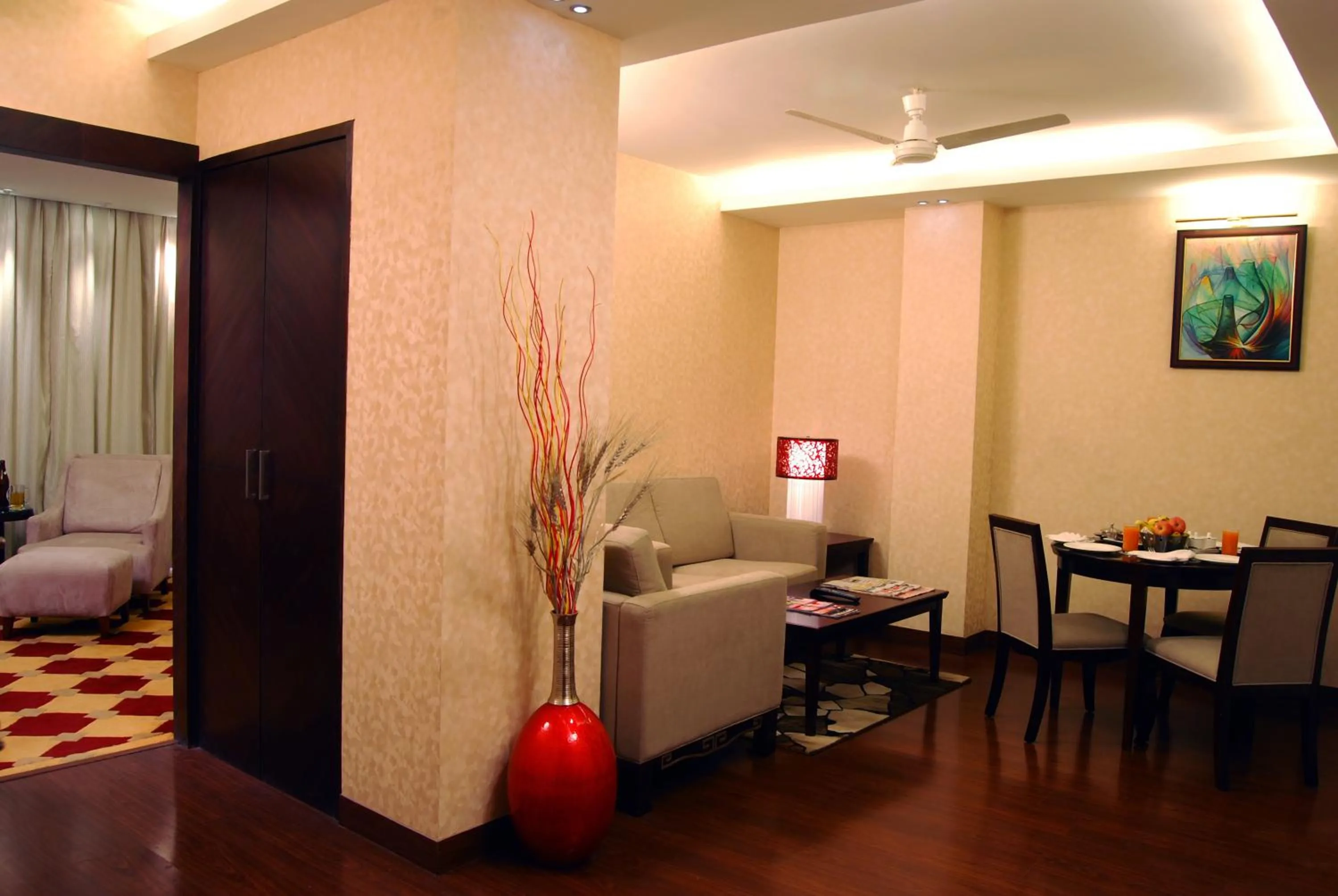 Coffee/tea facilities in HK Clarks Inn, Amritsar