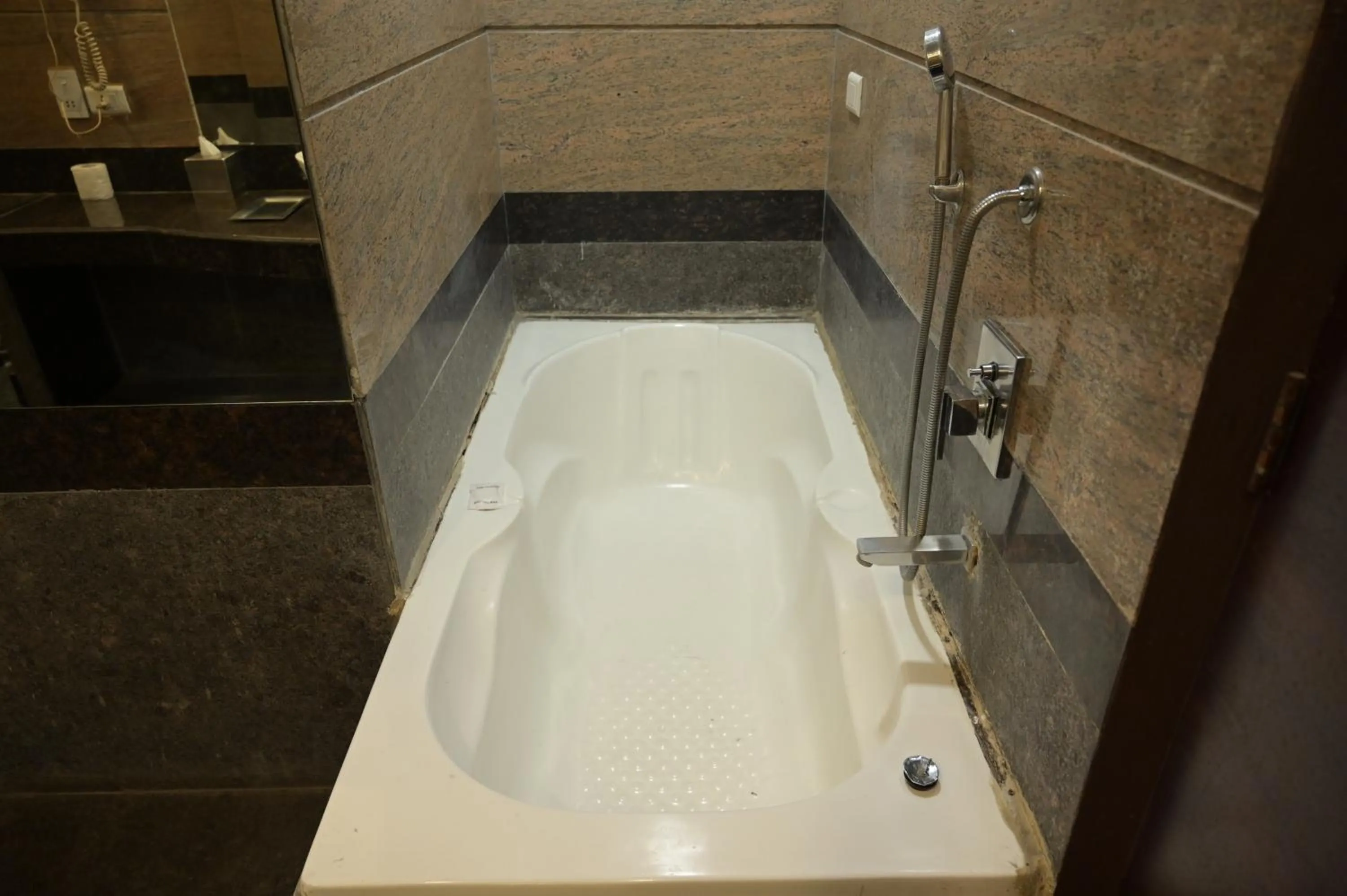 HK Clarks Inn, Amritsar