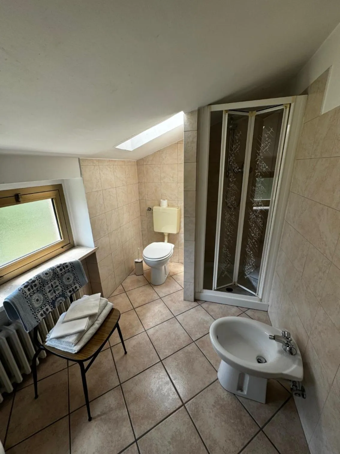 Shower in Albergo Carla