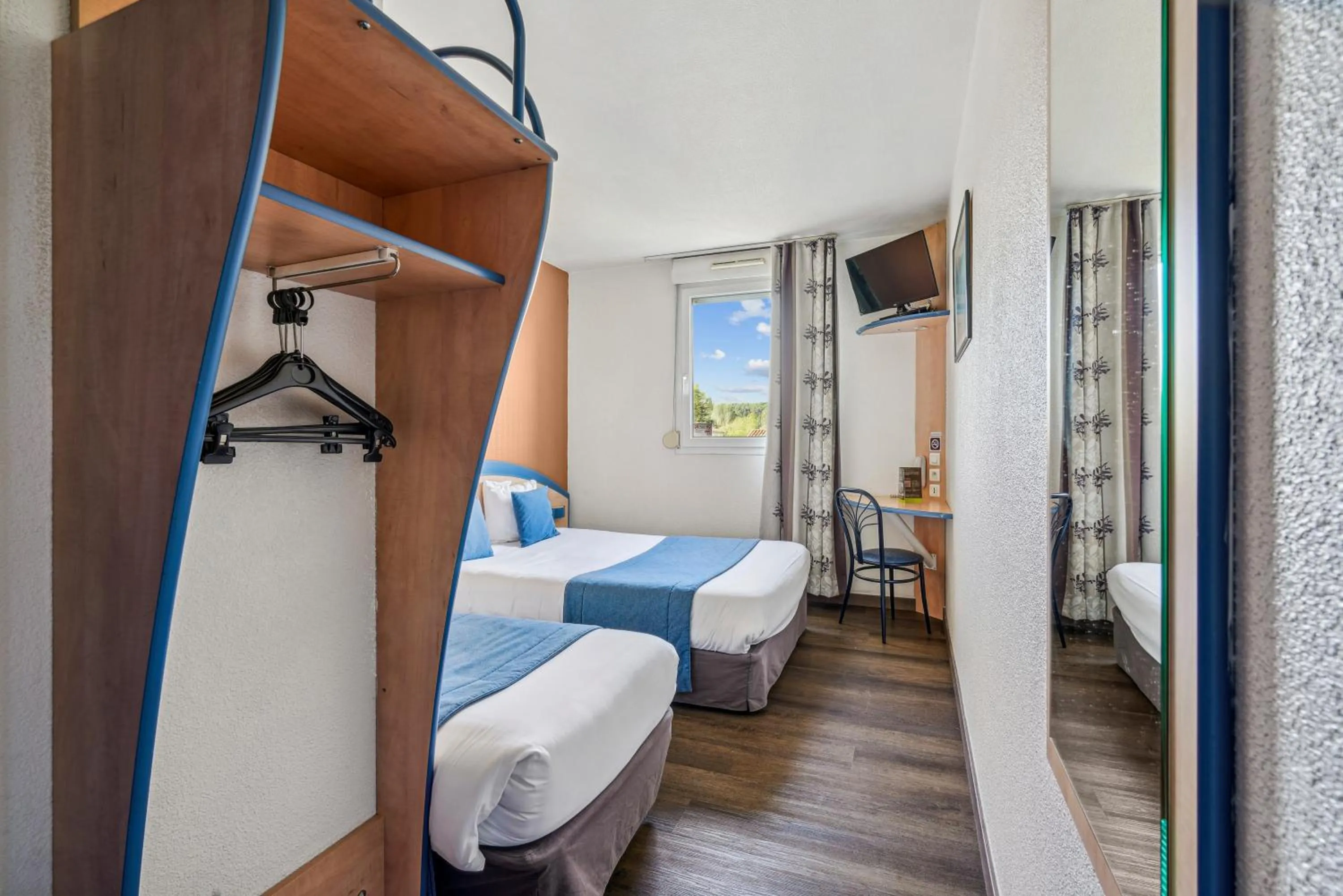 Bedroom, Bed in Hôtel AKENA Chateaurenard - Parc des Expositions Avignon