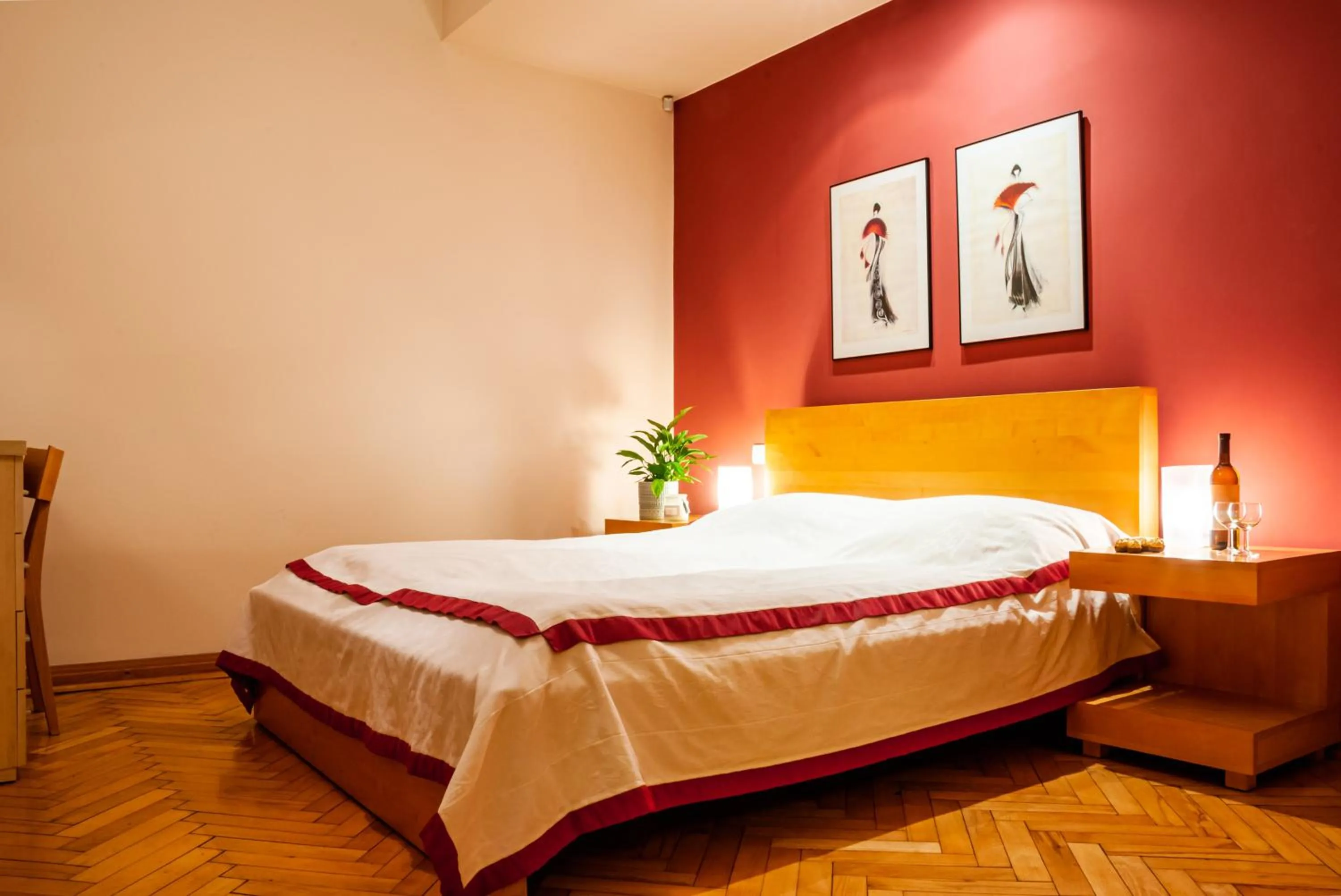 Bed in Home & Travel Apartments - AC - Parking - City Centre - Manufaktura - OFF Piotrkowska - EC1 - ATLAS Arena - Orientarium - Monopolis
