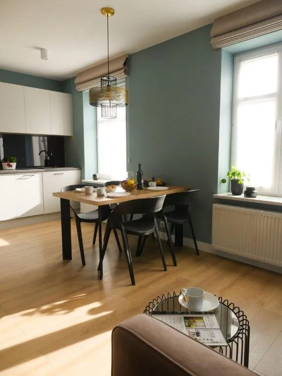 Kitchen or kitchenette in Home & Travel