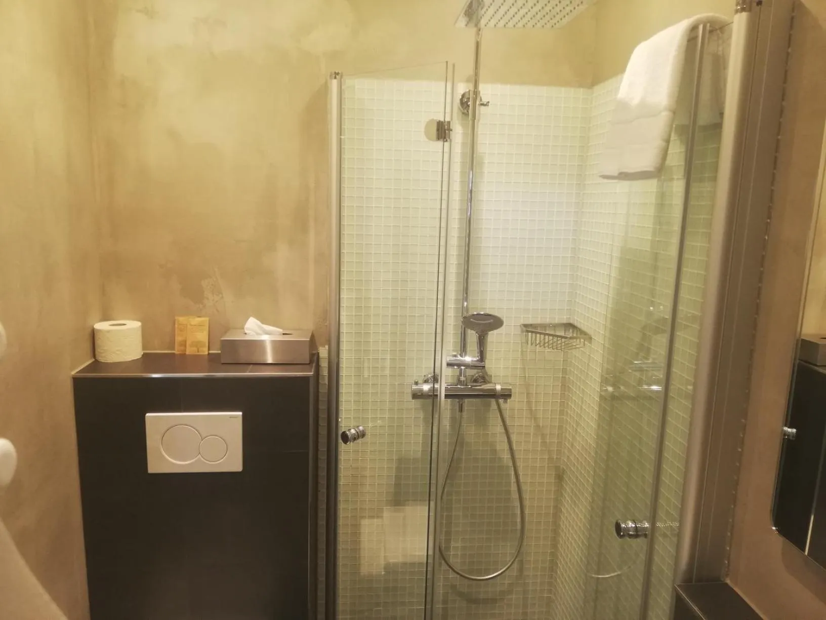 Shower in Das Bergschlösschen