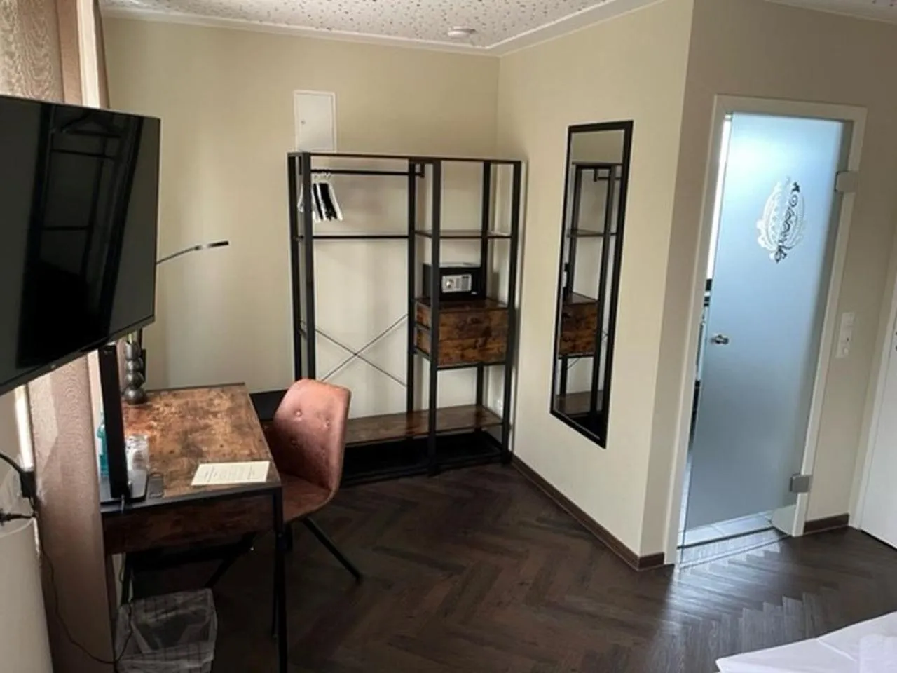 TV and multimedia, Bed in Das Bergschlösschen