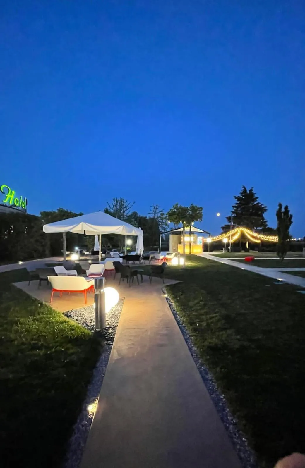 Night in Hotel Verri