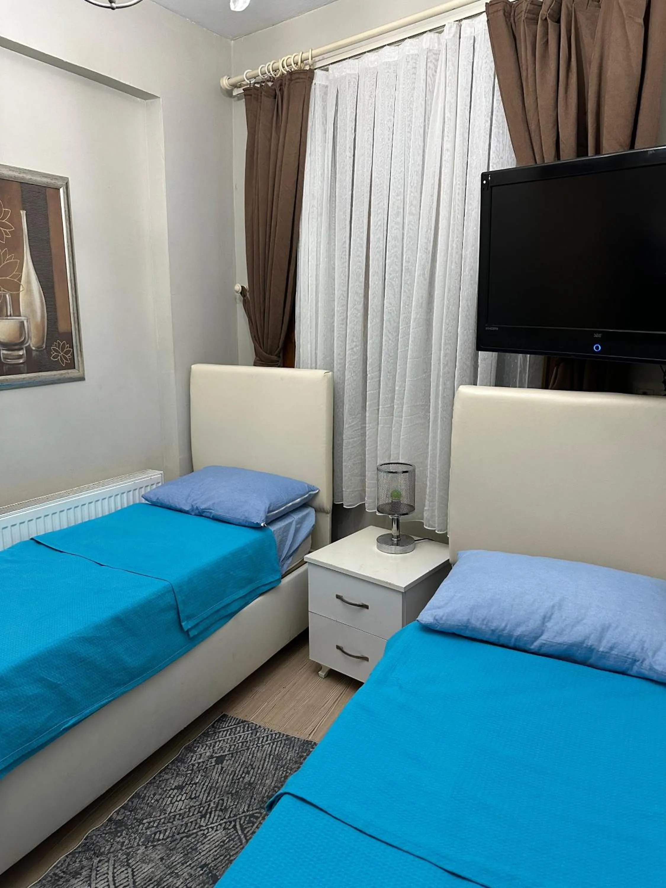 Bedroom, Bed in Chez Bore