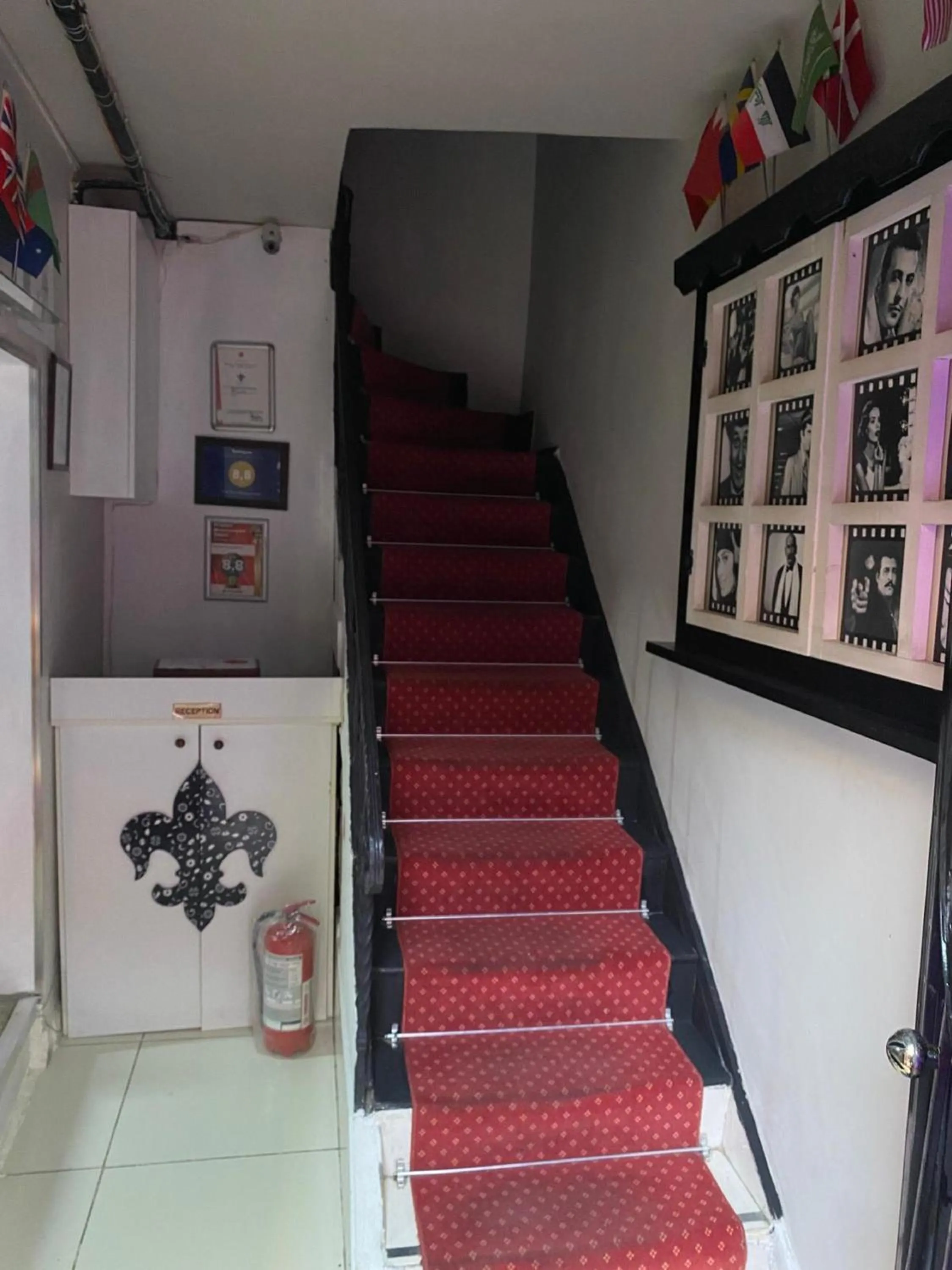 Property building in Chez Bore