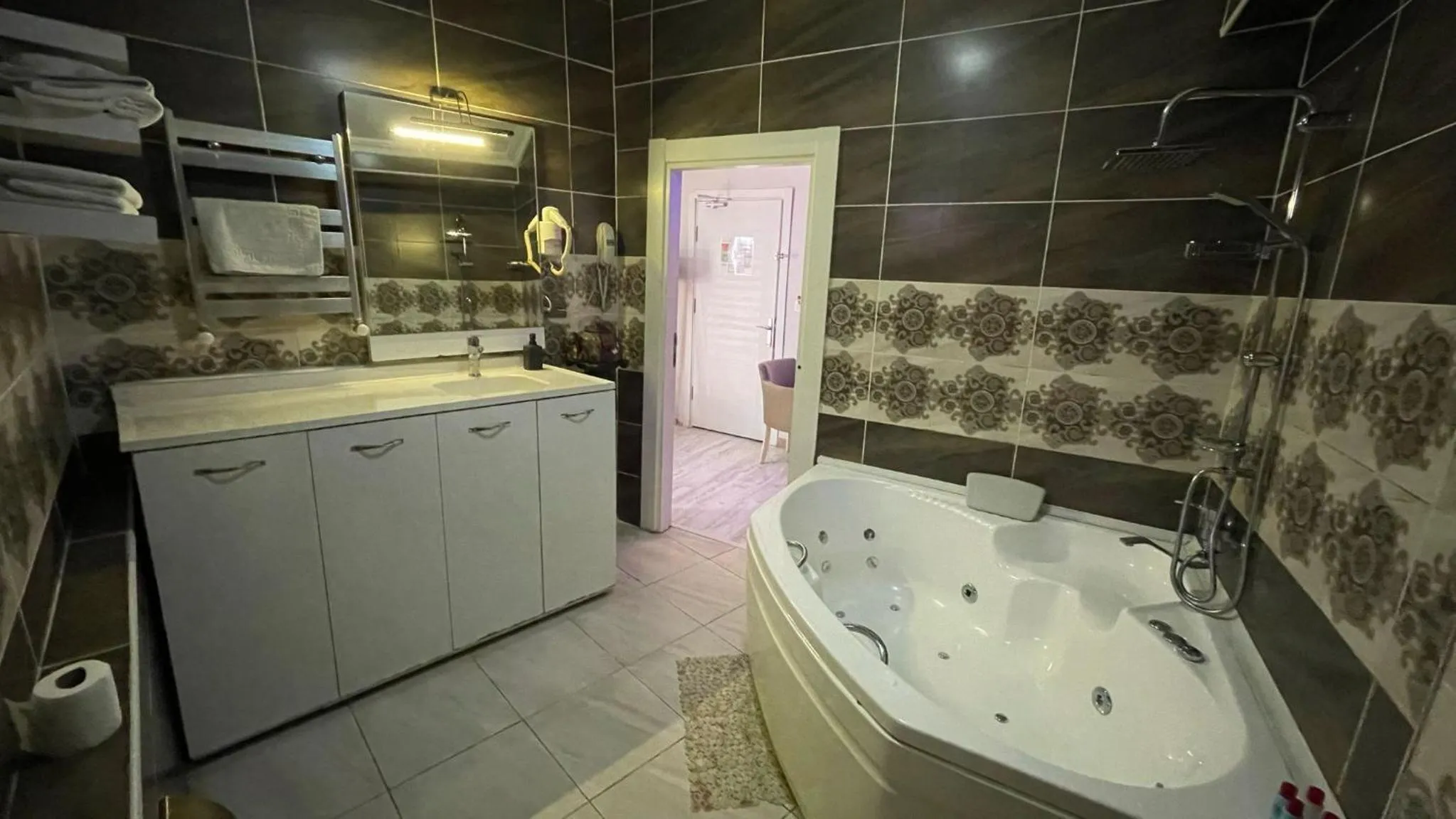 Bathroom in Chez Bore