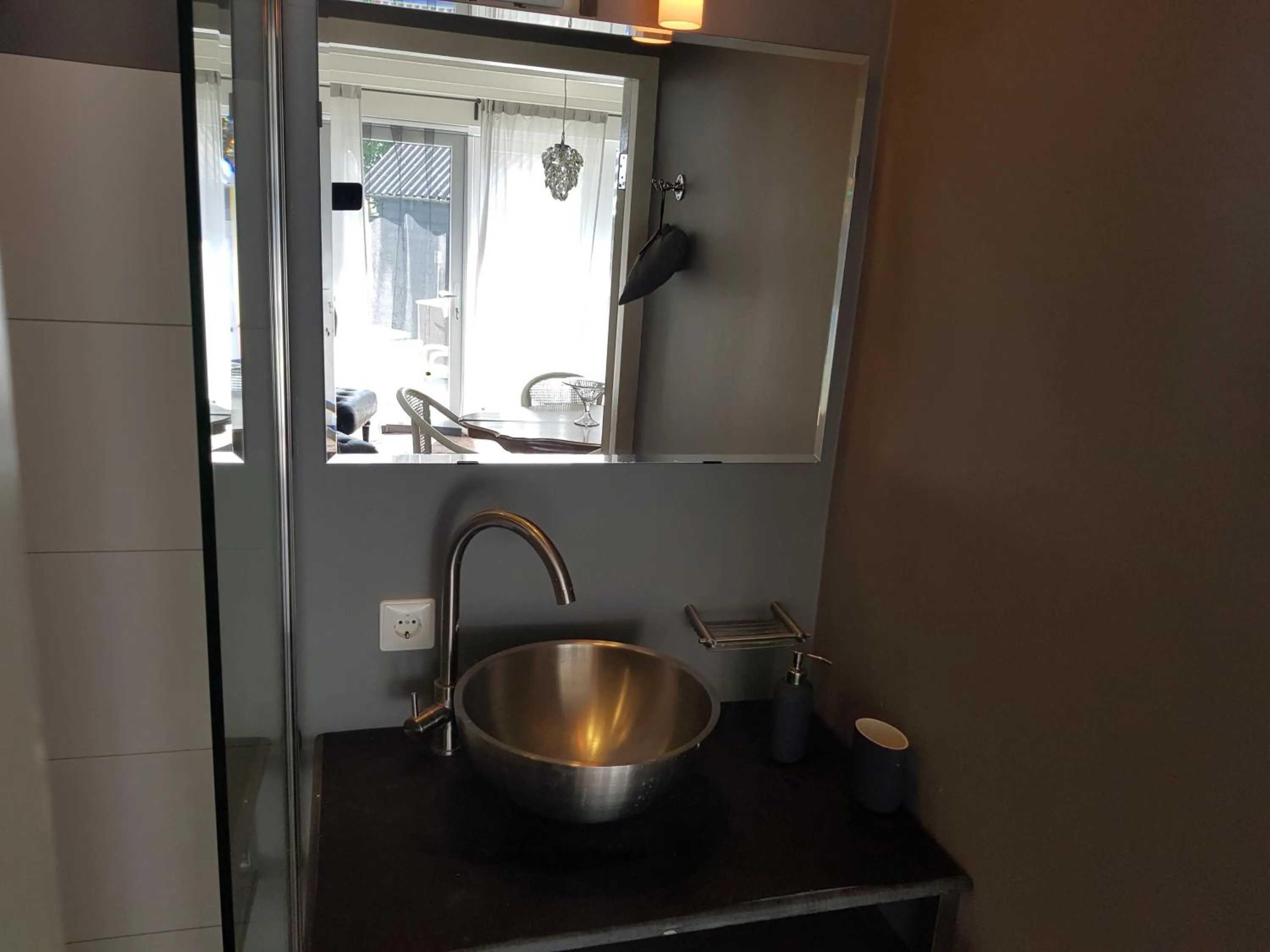 Bathroom in B&B Het Zwanennest