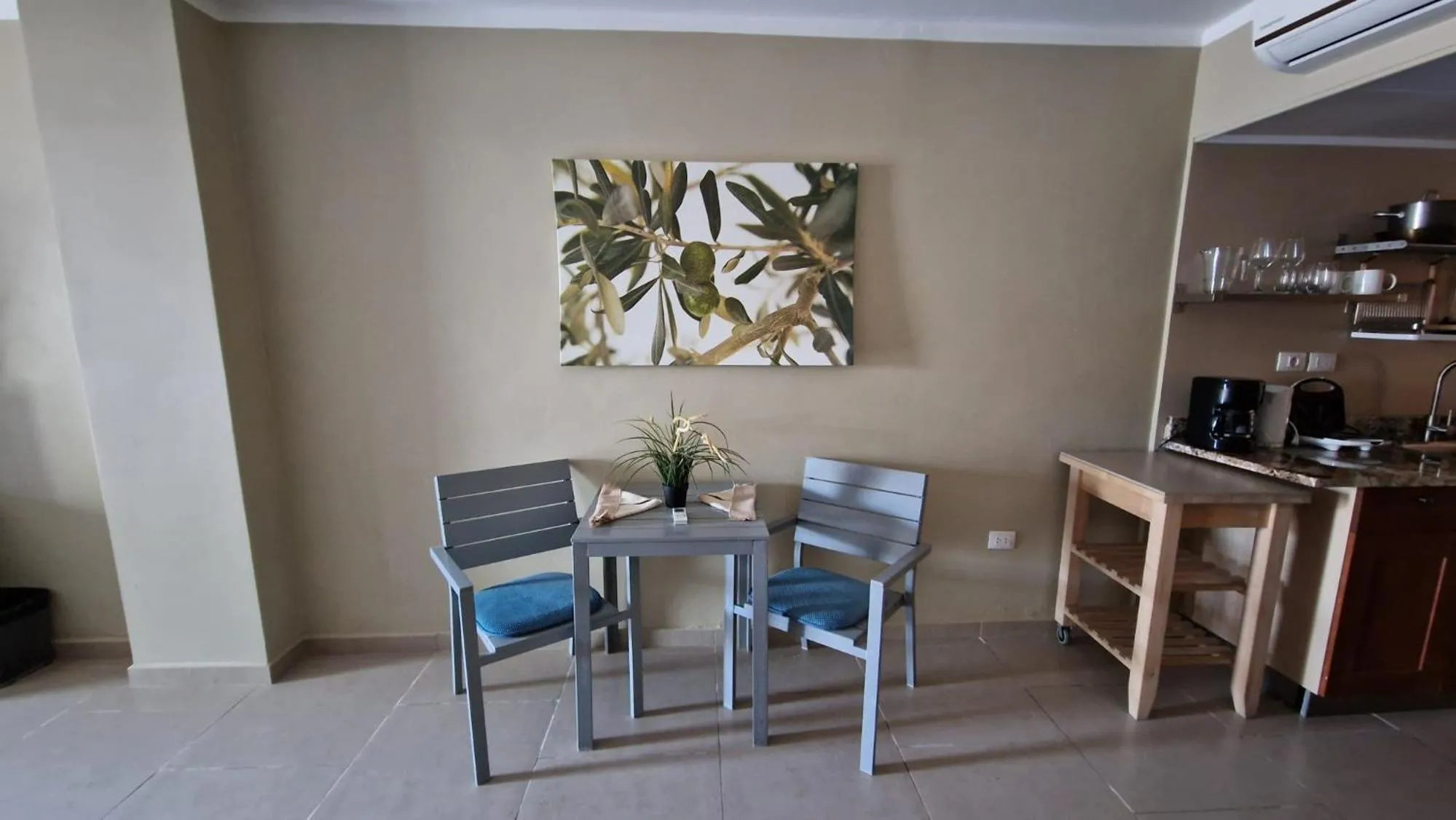 Kitchen or kitchenette in Eden Beach Resort - Bonaire