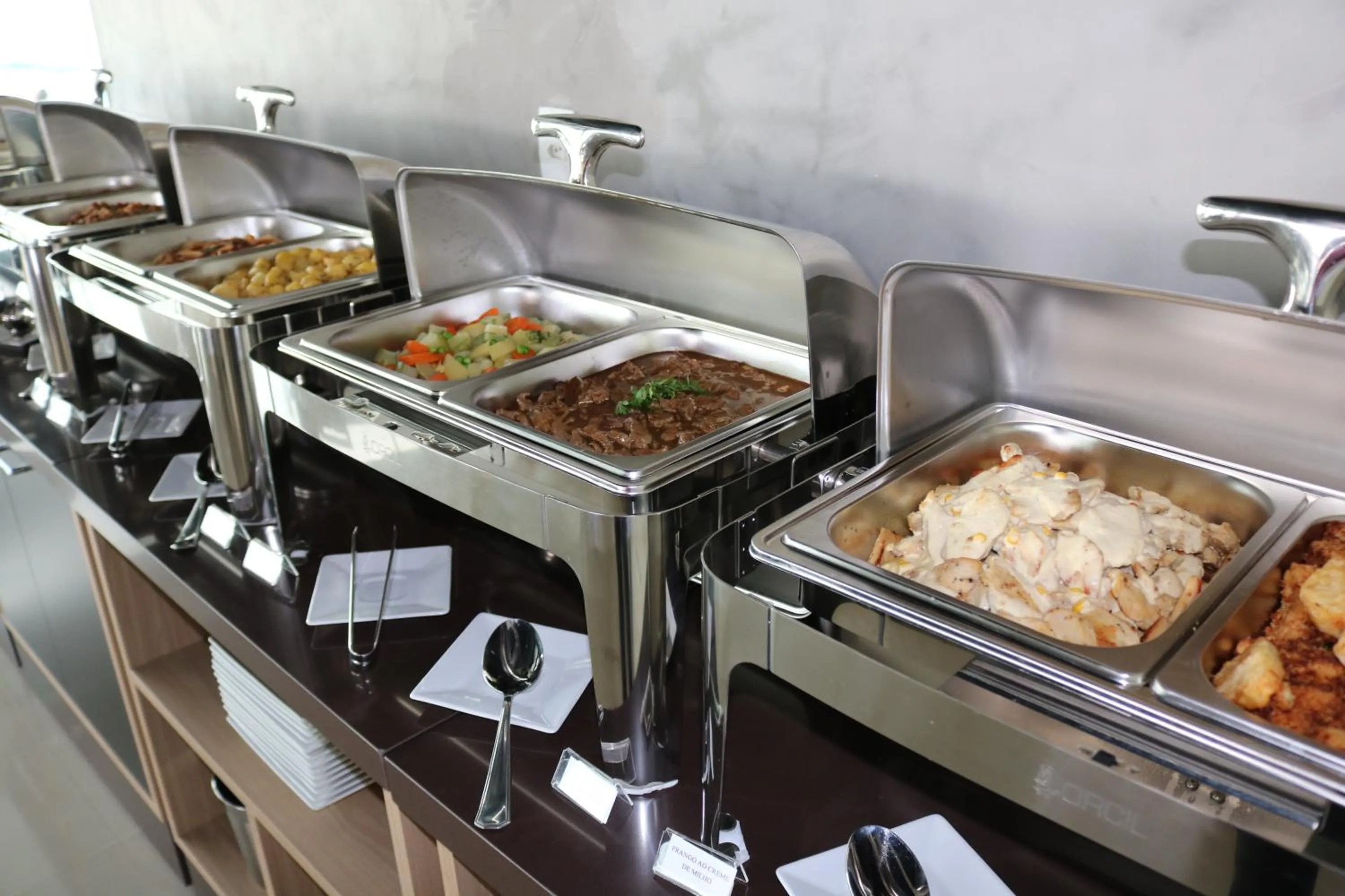 Food and drinks in Bristol Aline Alagoas