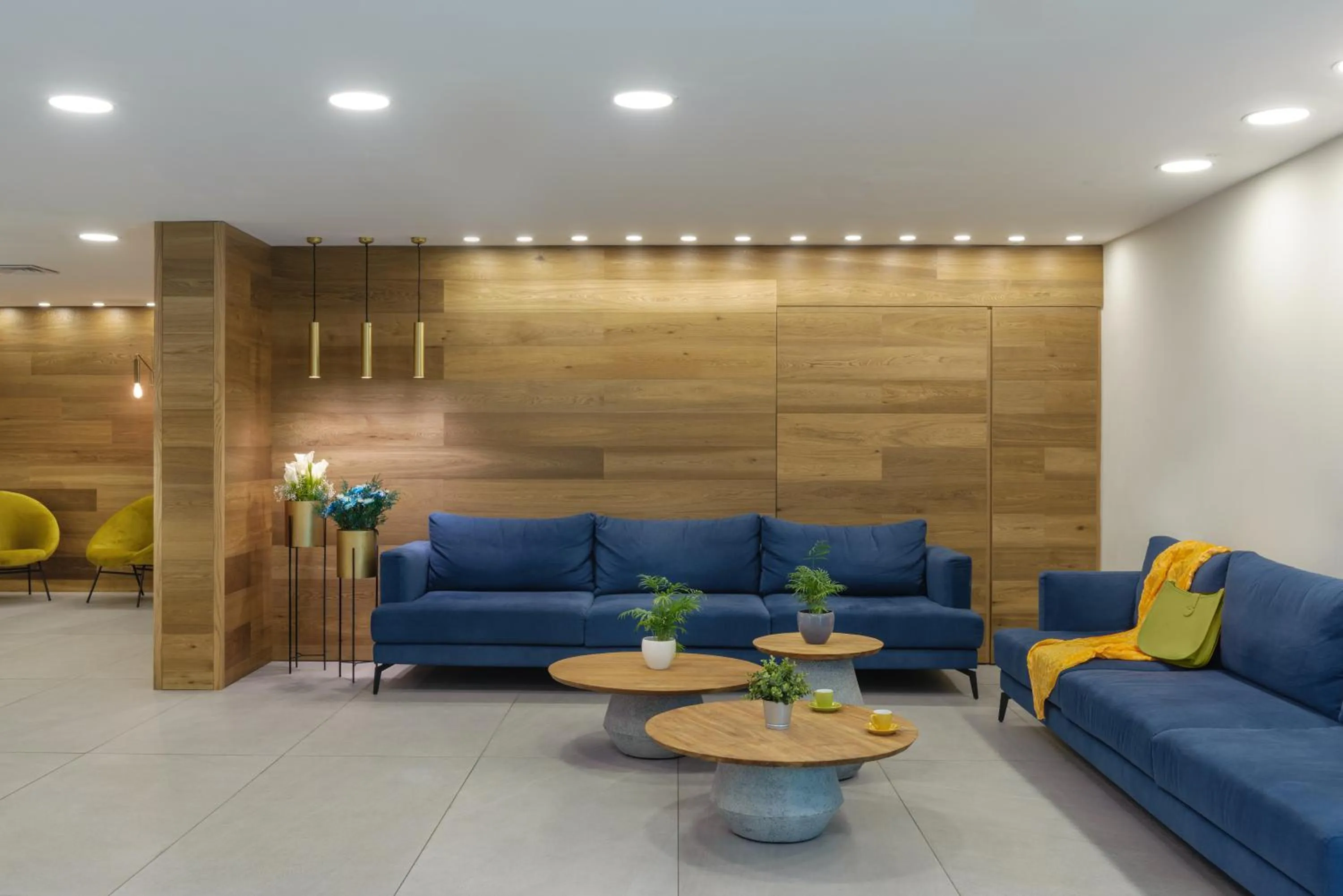 Seating area in Kinar Galilee