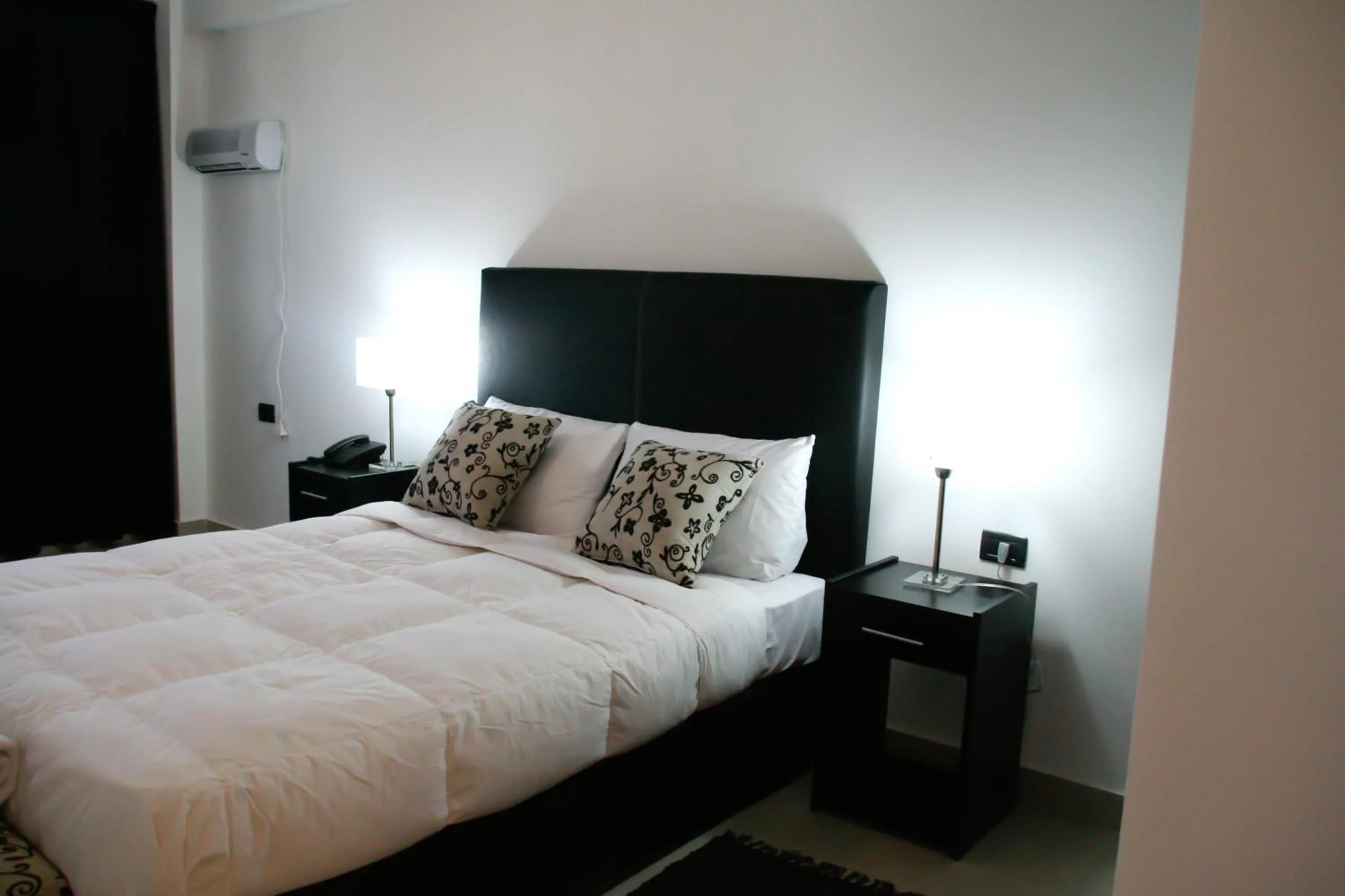 Decorative detail, Bed in Hotel Solar Norte