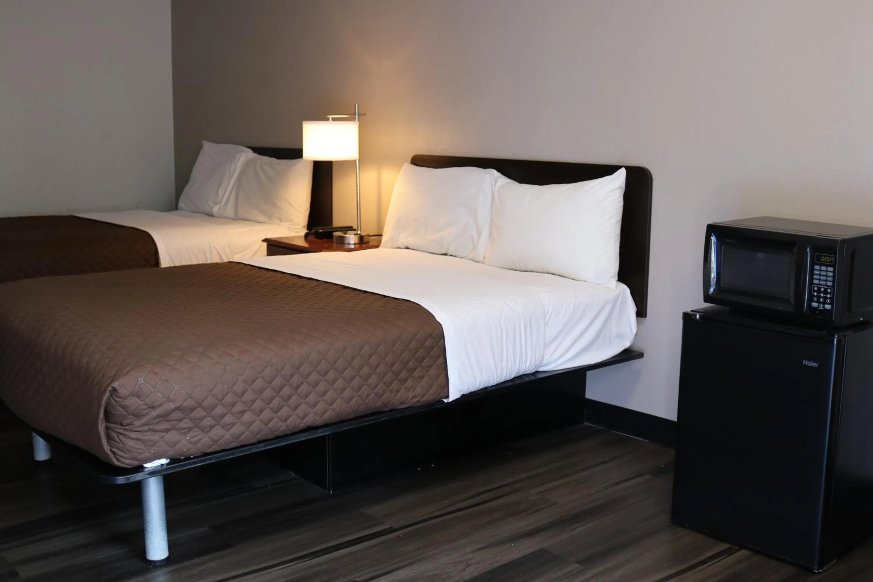 Bedroom, Bed in Rodeway Inn