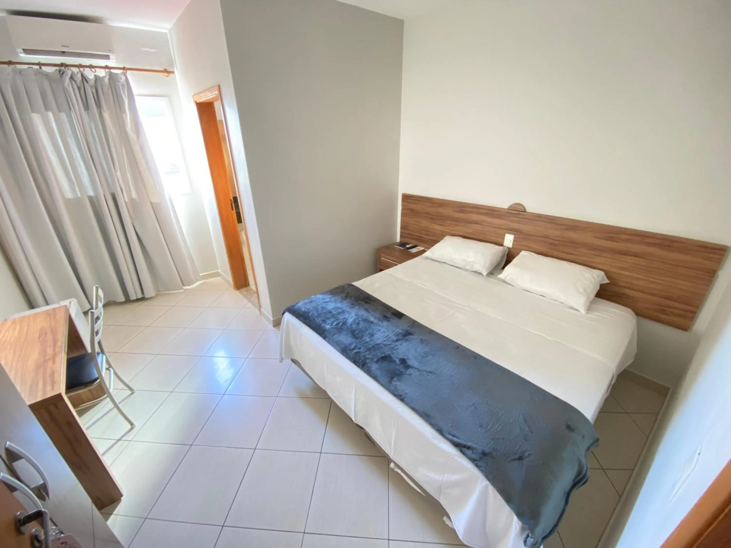 Bedroom, Bed in Hotel Casablanca Suites