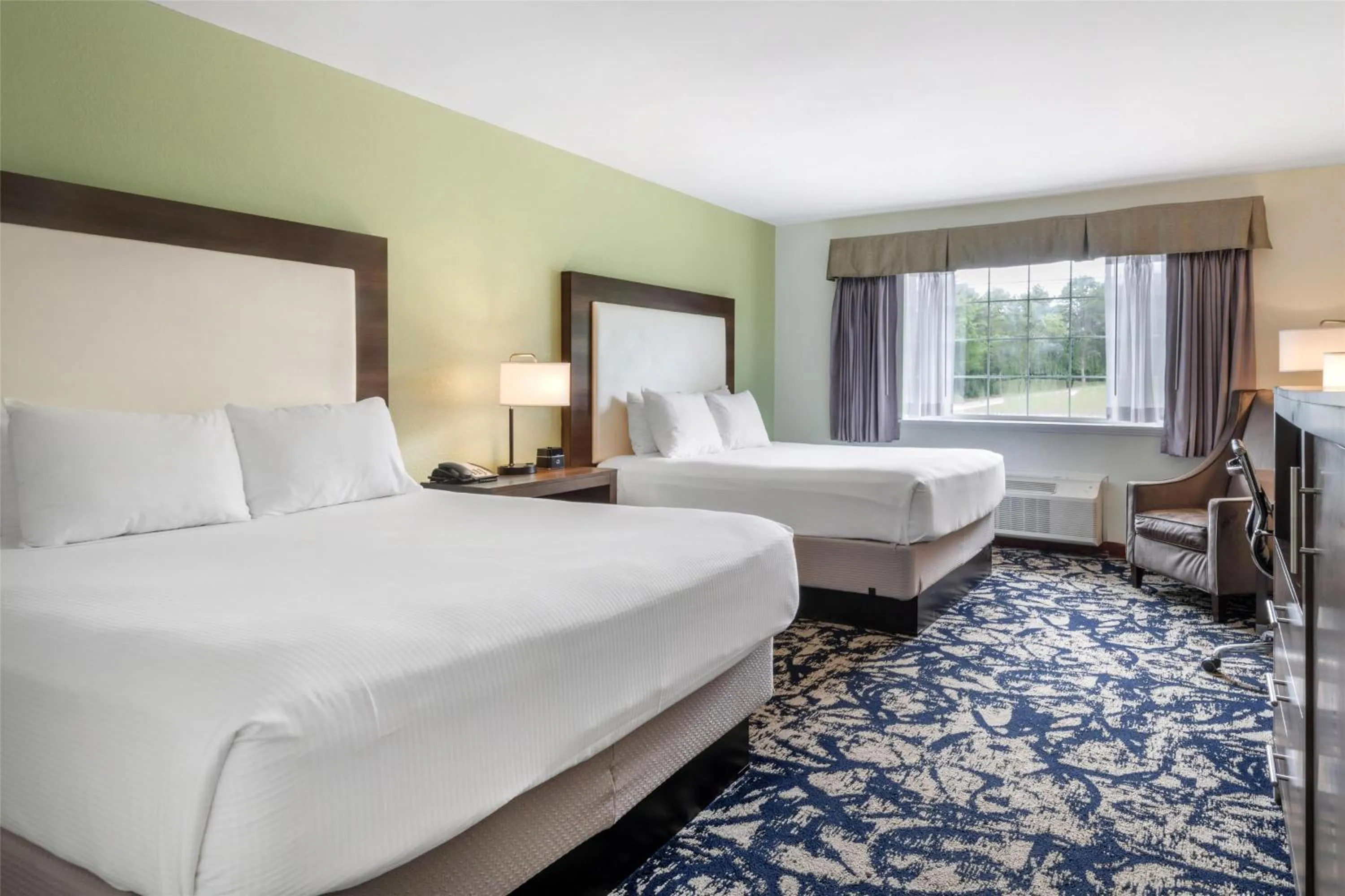 Bedroom, Bed in Best Western West Greenwich Inn