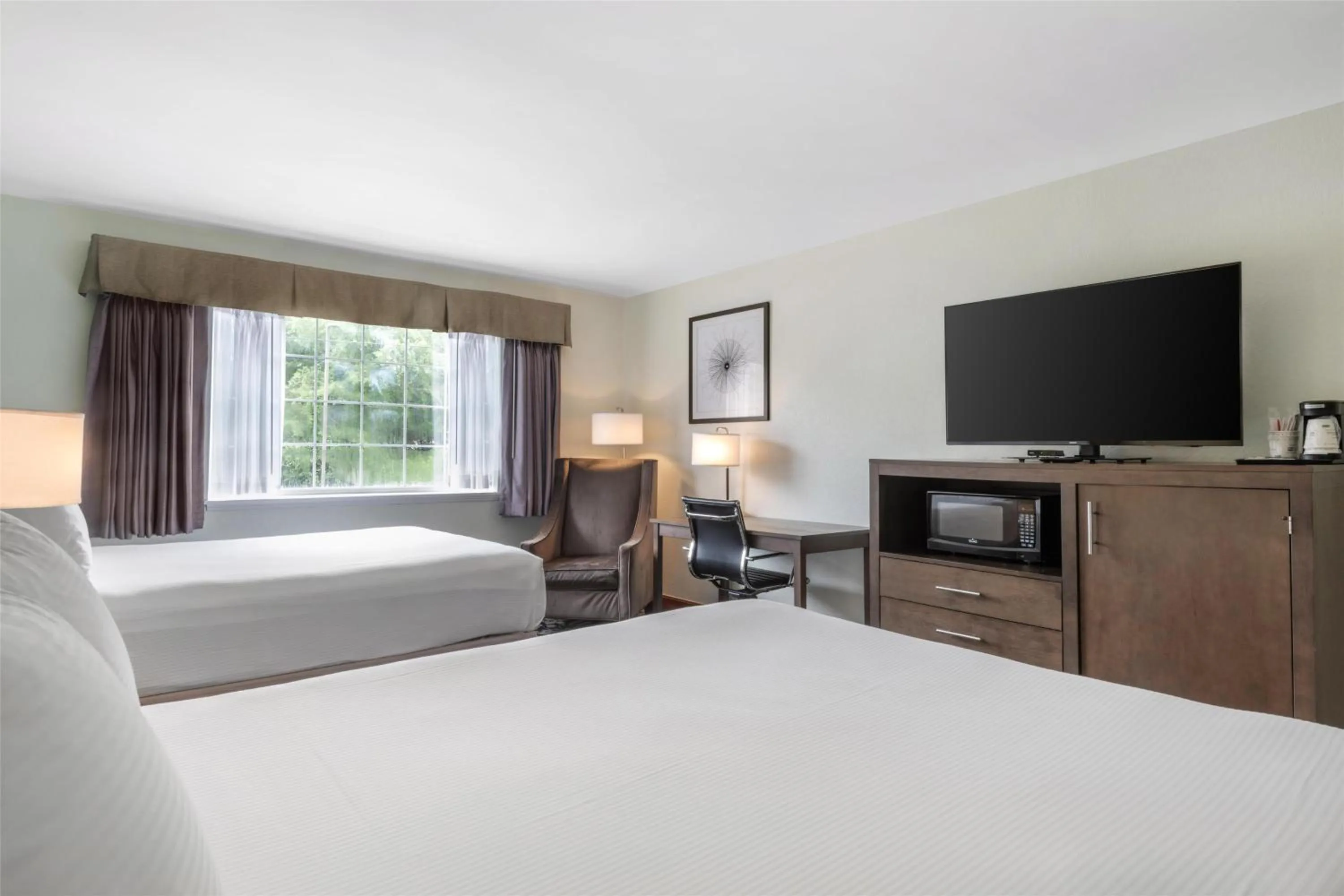 Bedroom, Bed in Best Western West Greenwich Inn