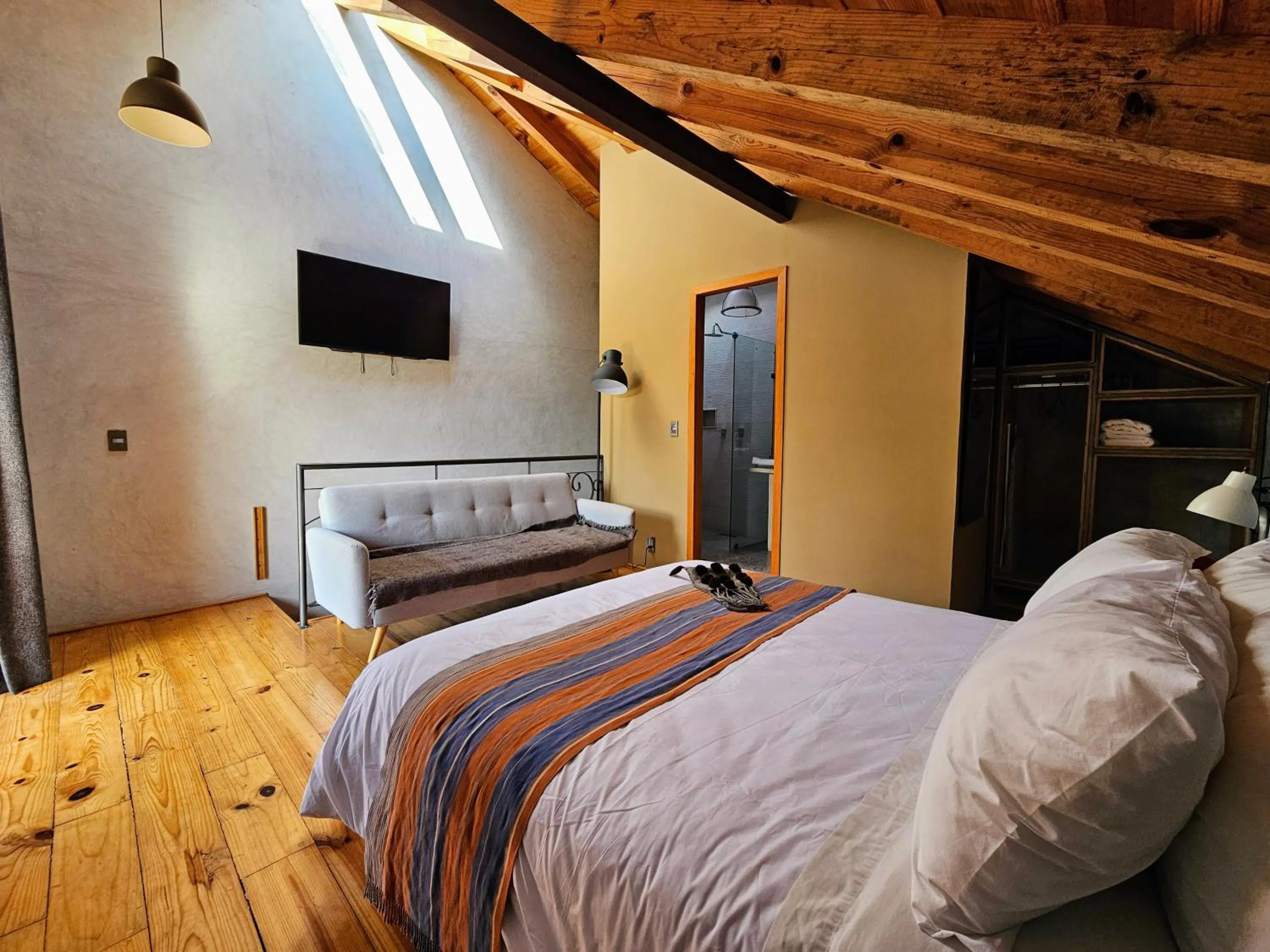 Bedroom, Bed in Hotel Jardines Del Carmen