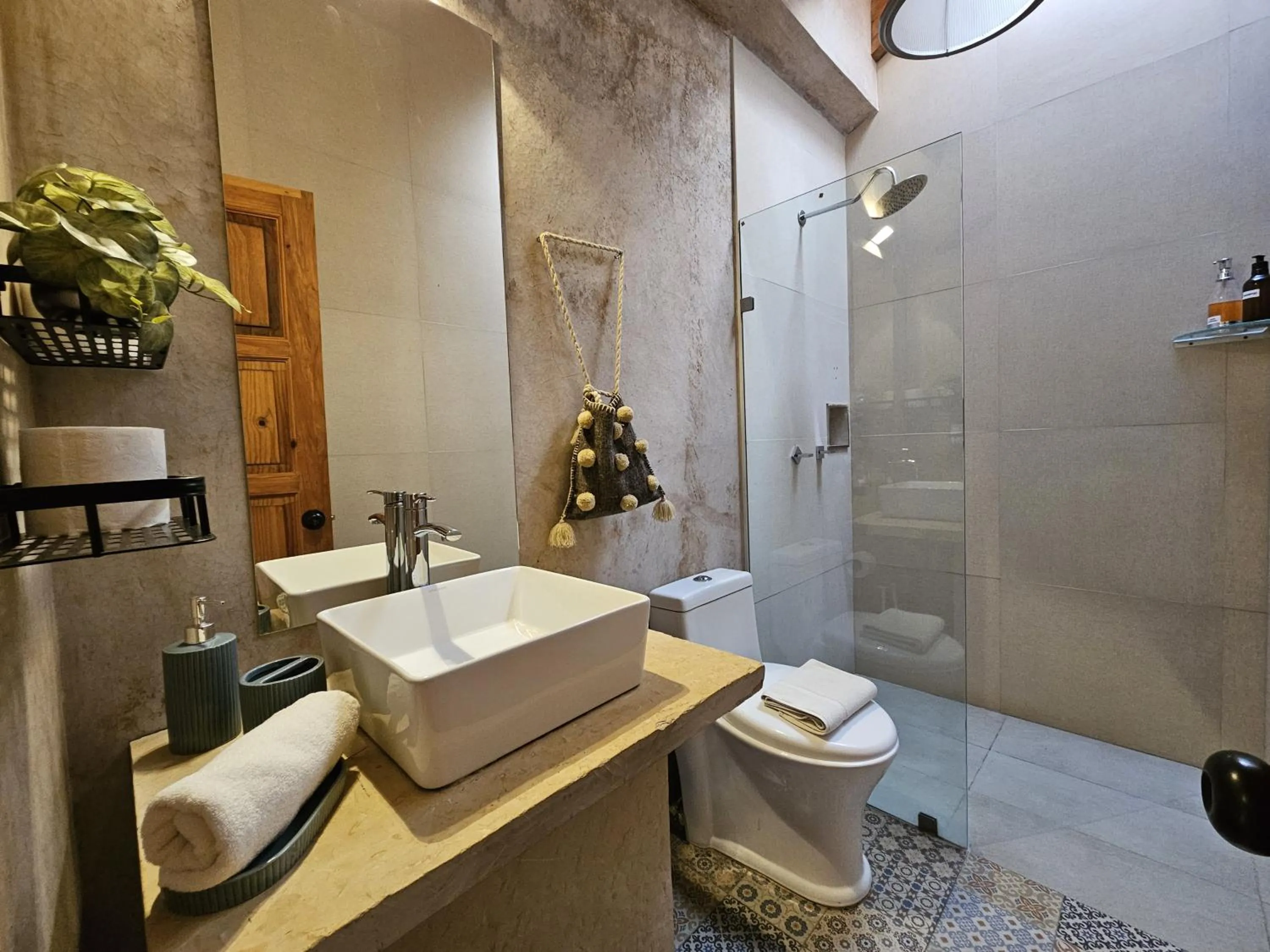 Bathroom in Hotel Jardines Del Carmen