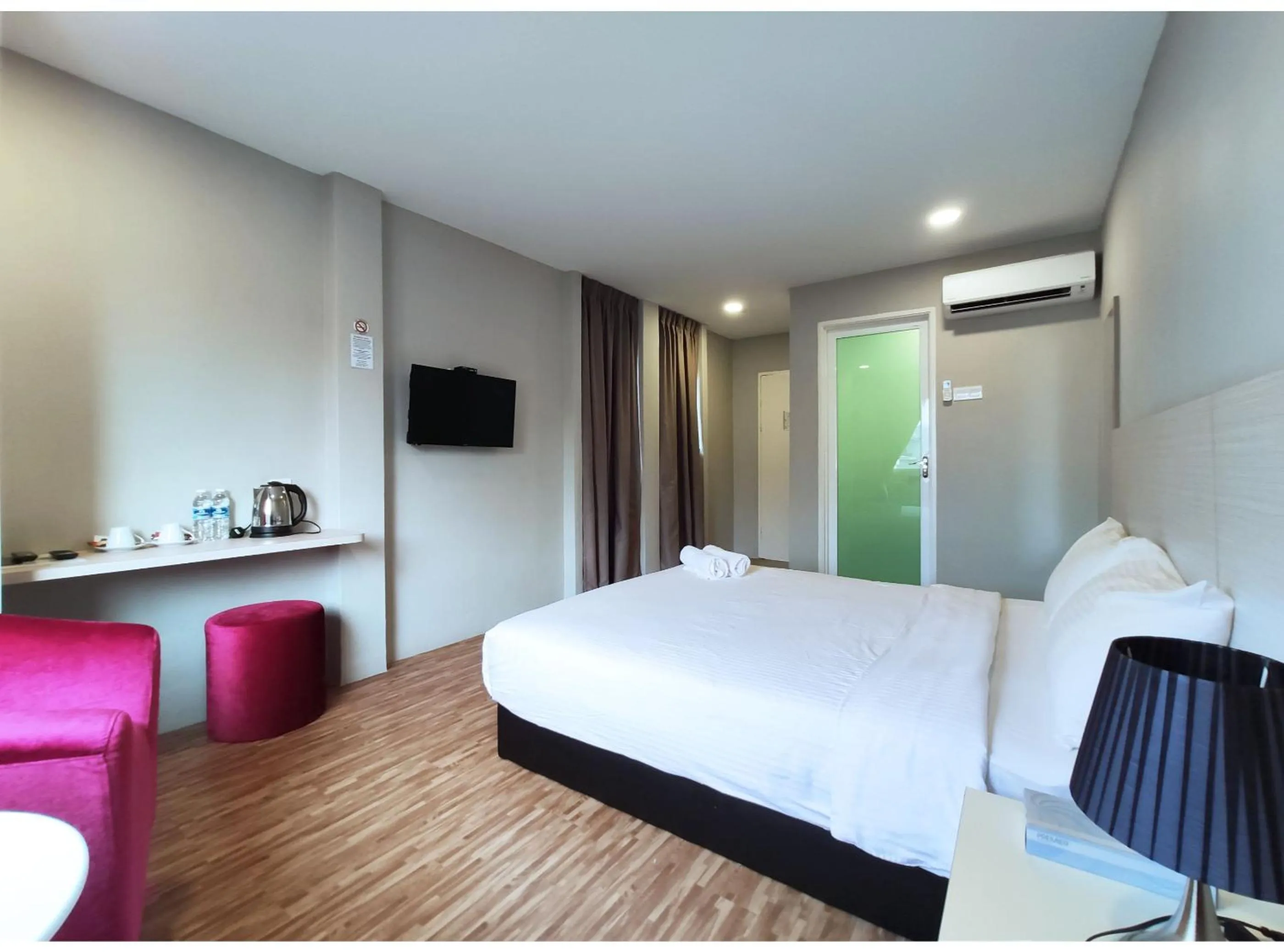 Bedroom, Bed in Princess Hotel Pontian