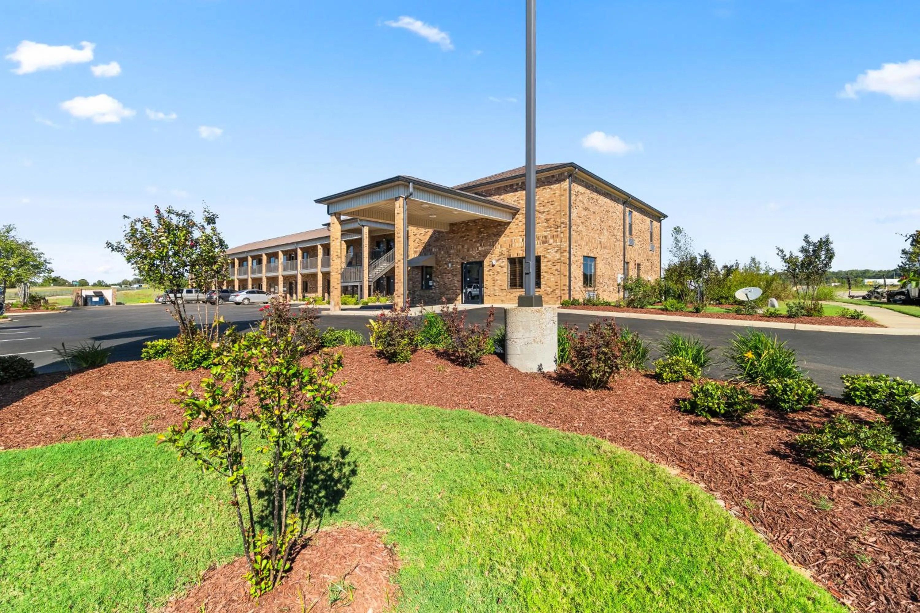 Property building in Americas Best Value Inn Byhalia