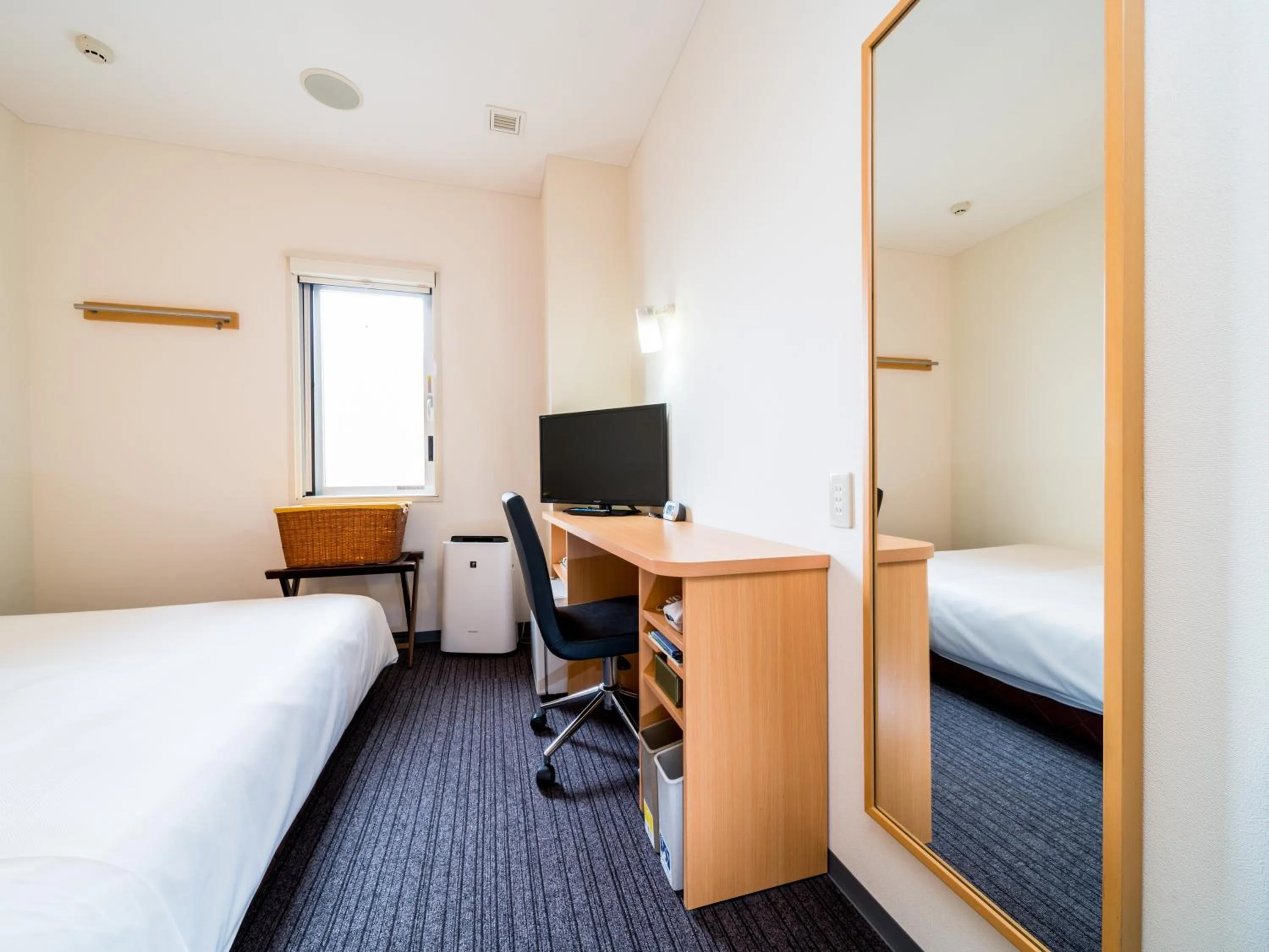 Photo of the whole room, Bed in Super Hotel Nara Yamato Koriyama