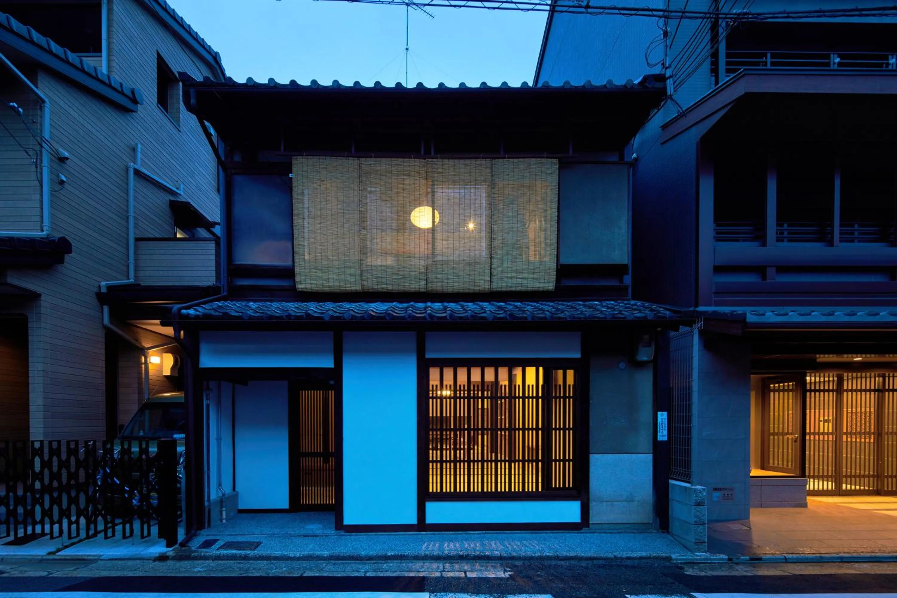 Facade/entrance in Marukyo Gakurin-an