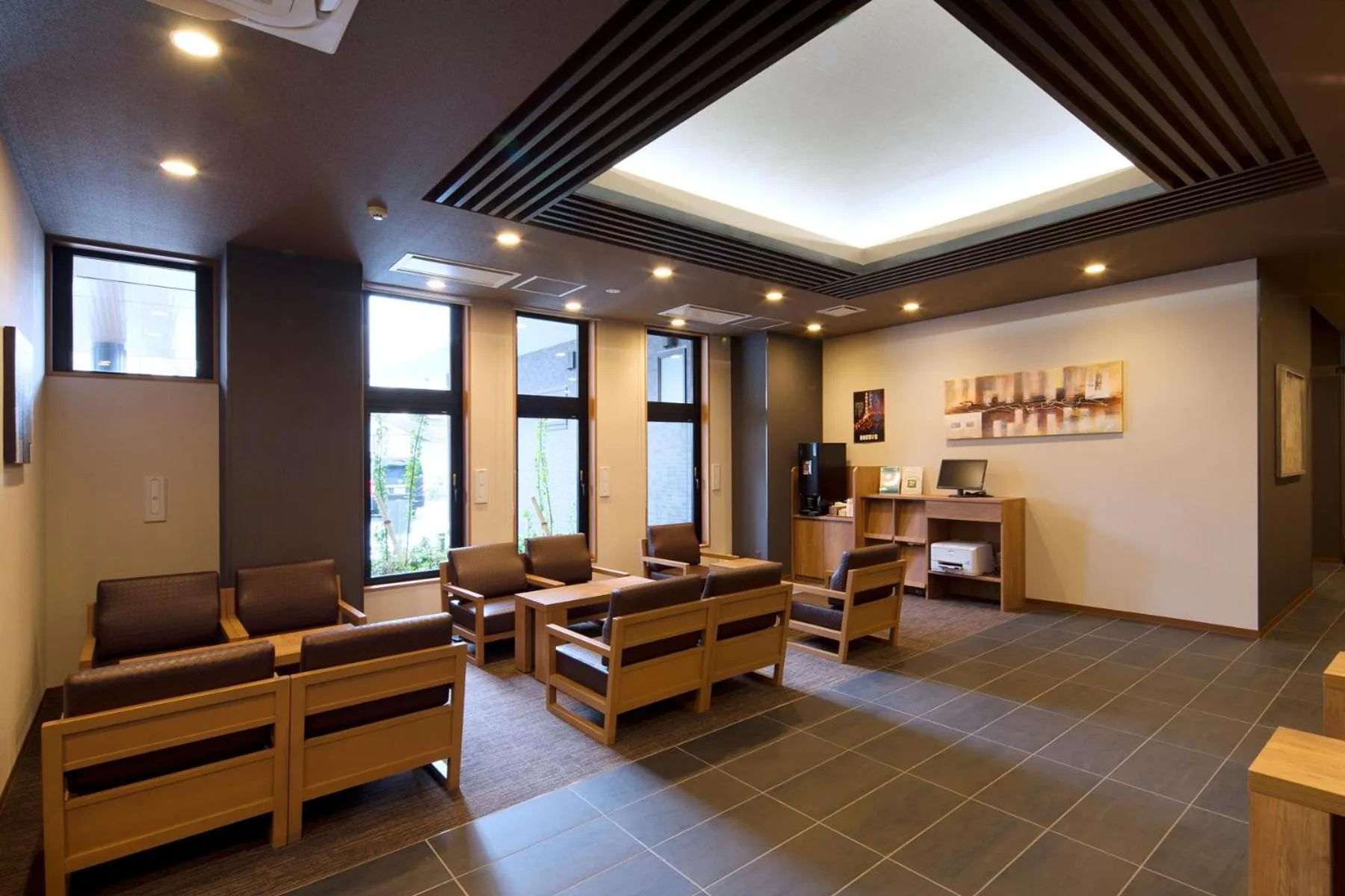 Lobby or reception in HOTEL ROUTE-INN Osaka Takaishi -Hagoromo Ekimae-