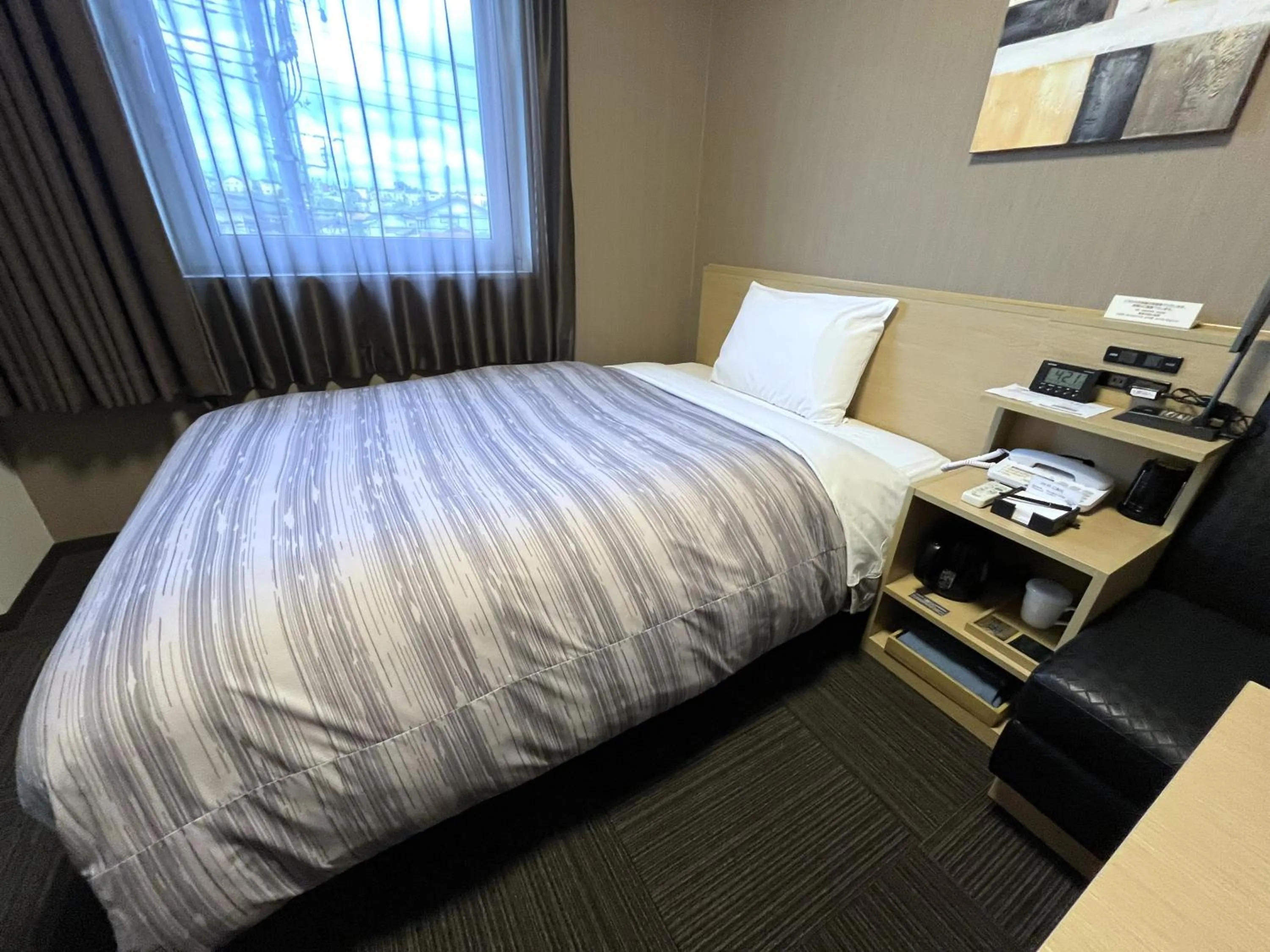 Photo of the whole room, Bed in Hotel Route-Inn Kisarazu
