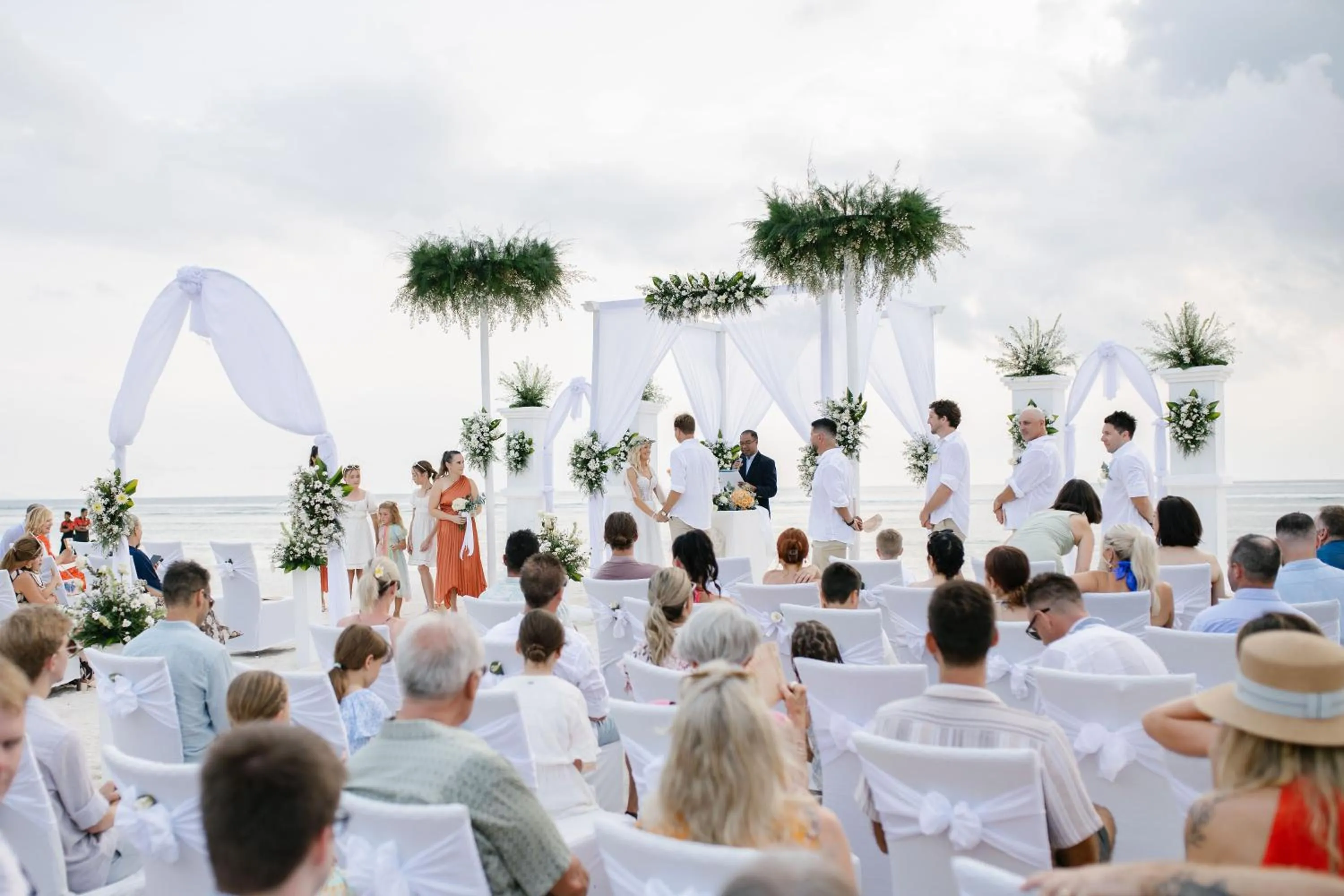 wedding in Ombak Sunset