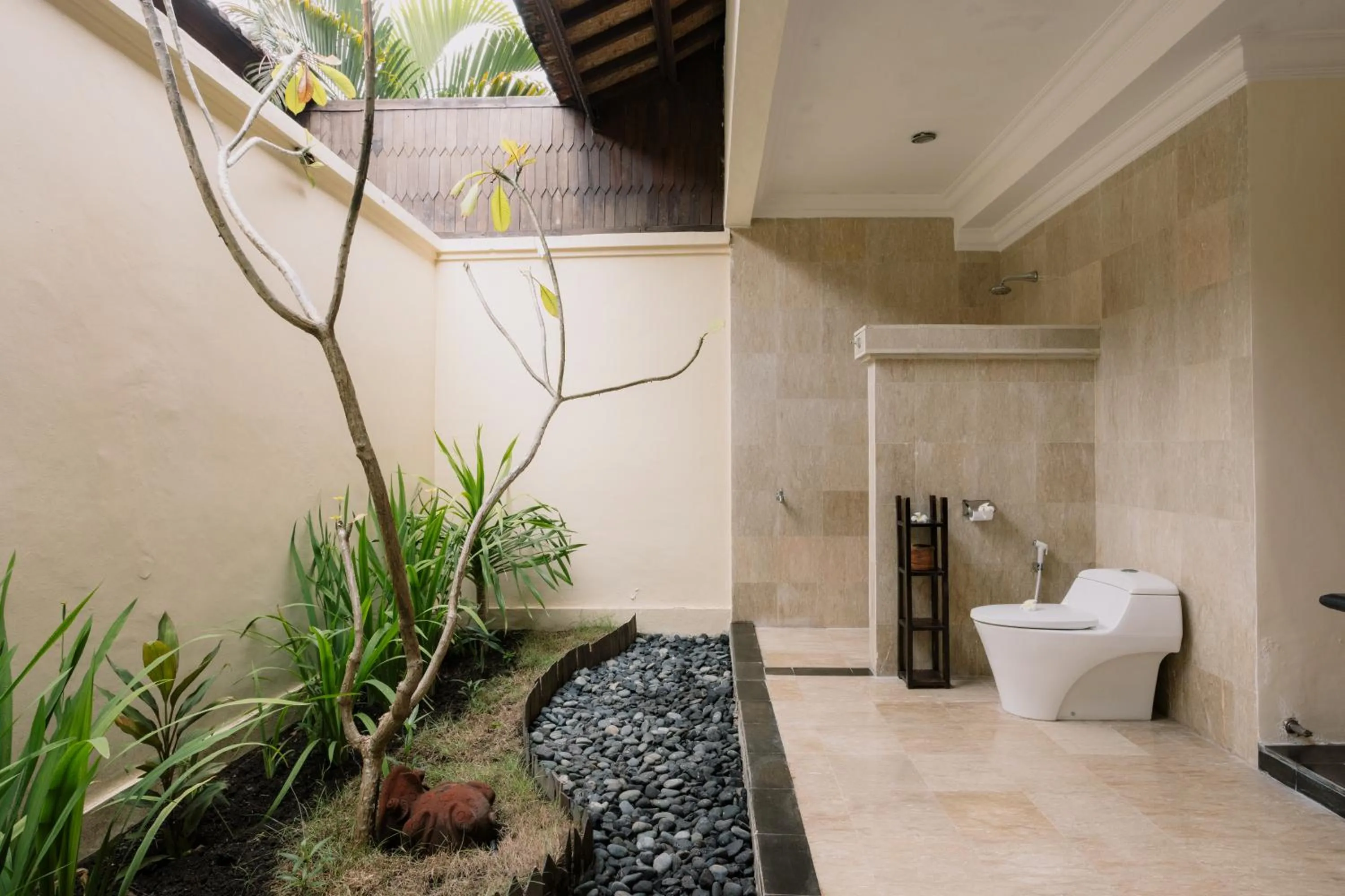 Bathroom in Ombak Sunset