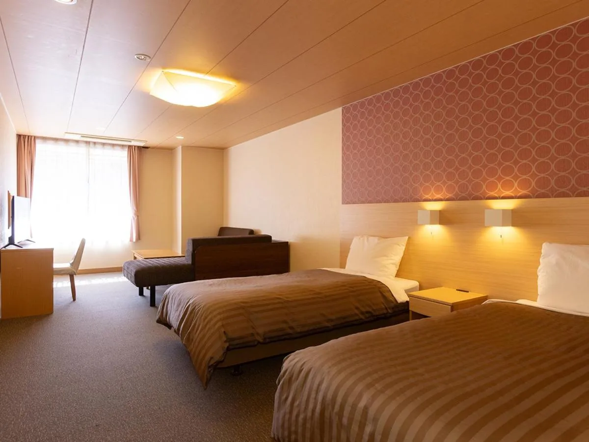 Bed in Izu Nagaoka Kinjokan