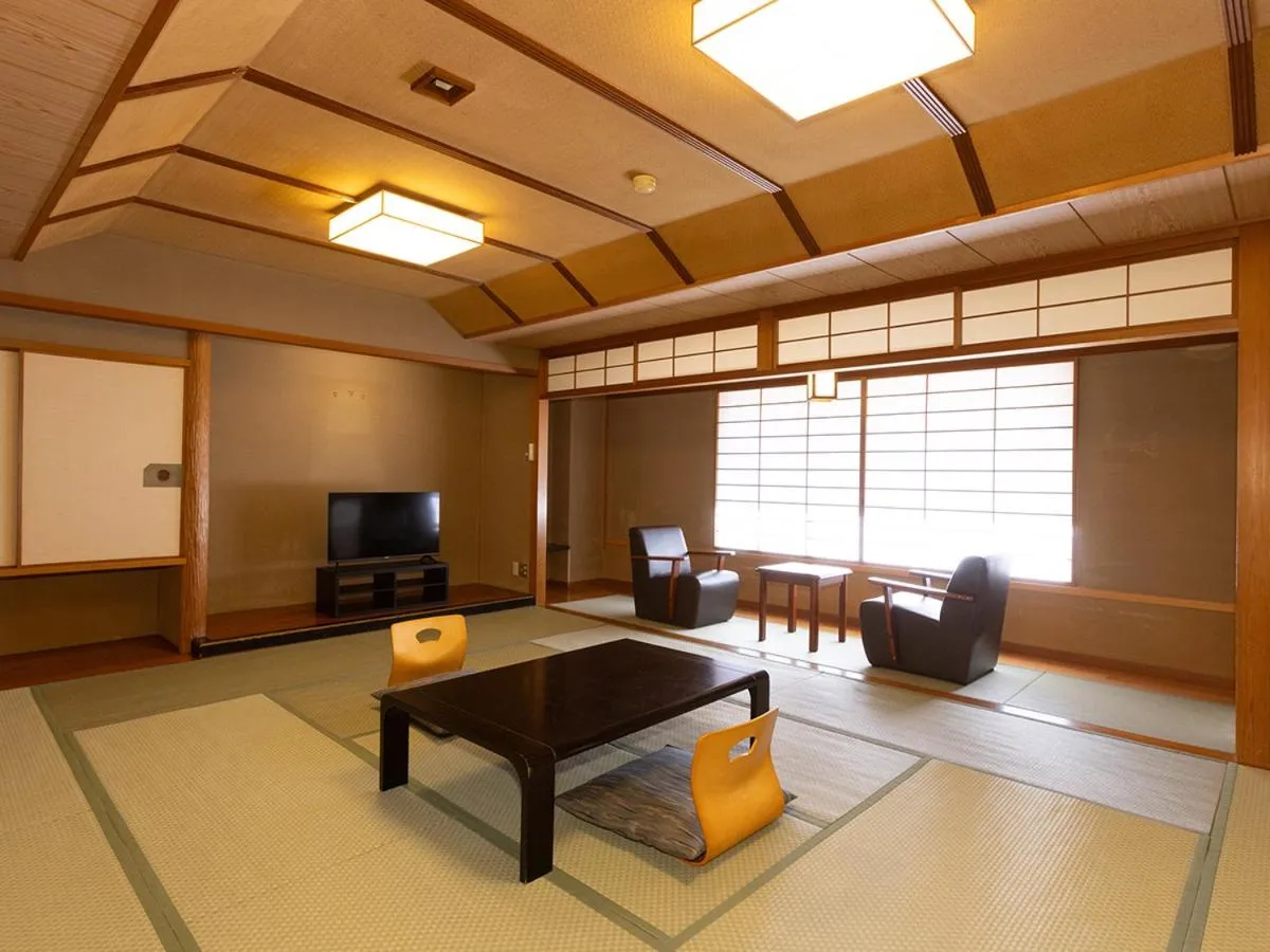 Izu Nagaoka Kinjokan