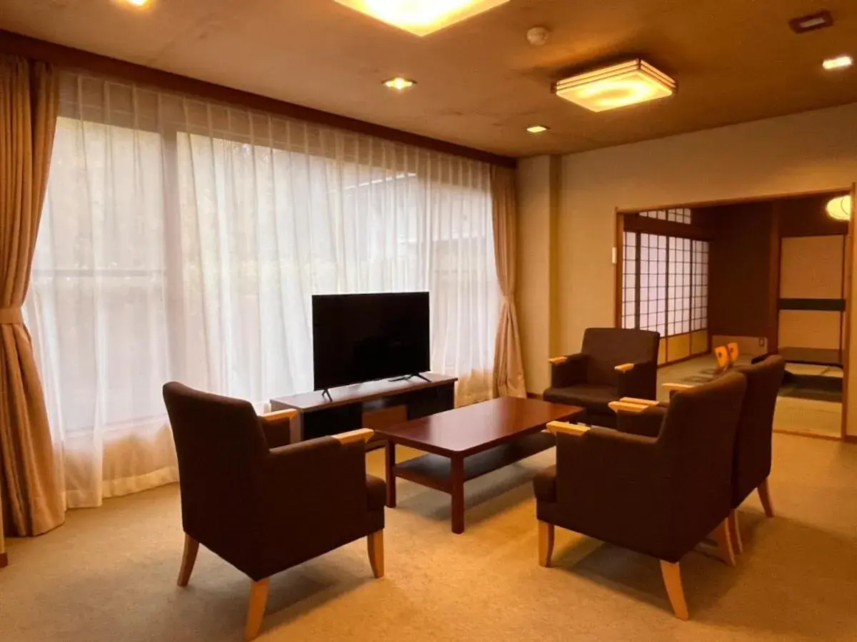Superior Family Room in Izu Nagaoka Kinjokan Superior Family Room in Izu Nagaoka Kinjokan