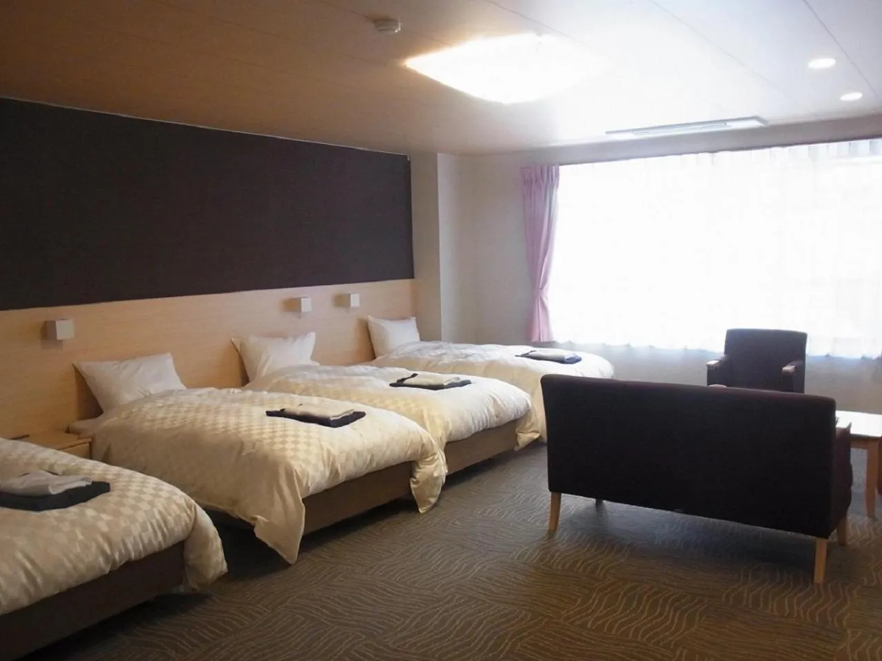 Bed in Izu Nagaoka Kinjokan