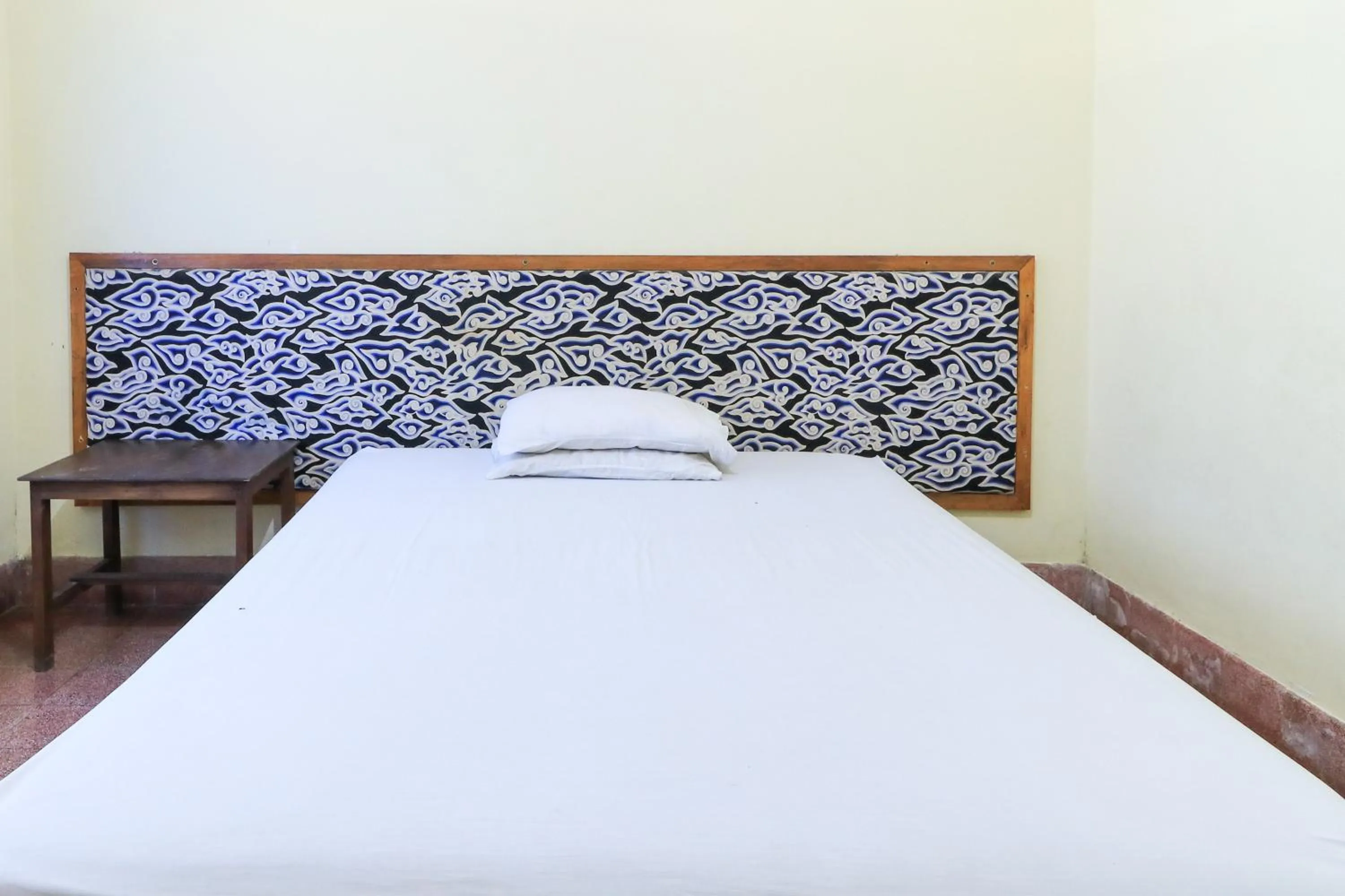 Bedroom, Bed in Mertha Jati Hotel