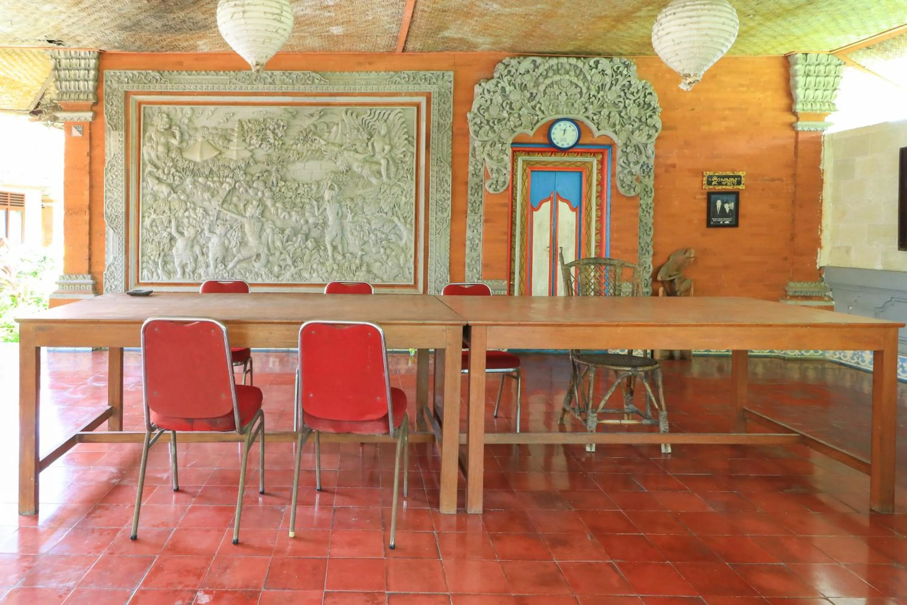 Lobby or reception in Mertha Jati Hotel