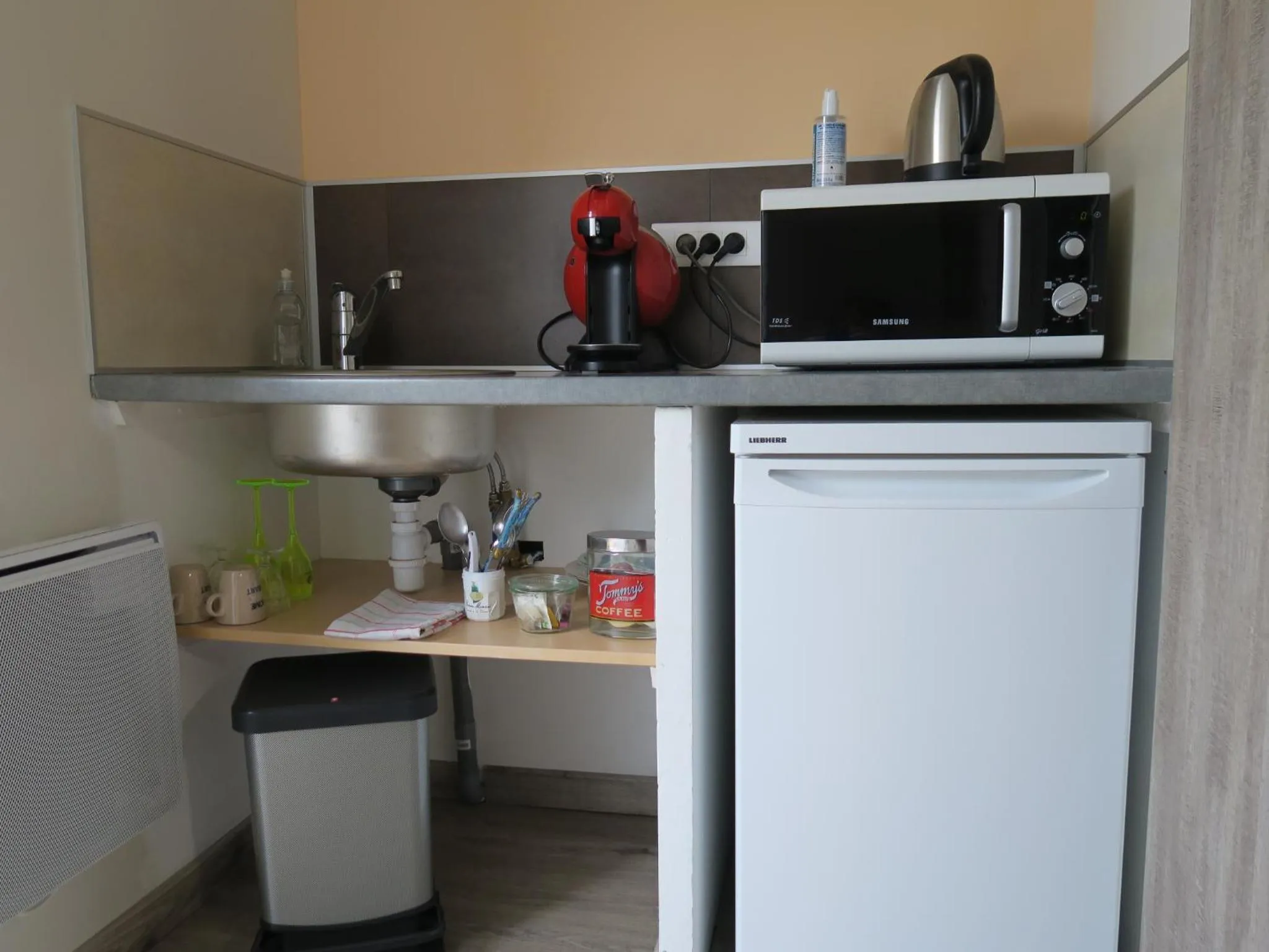 Kitchen or kitchenette in Les Collinades de Chalons