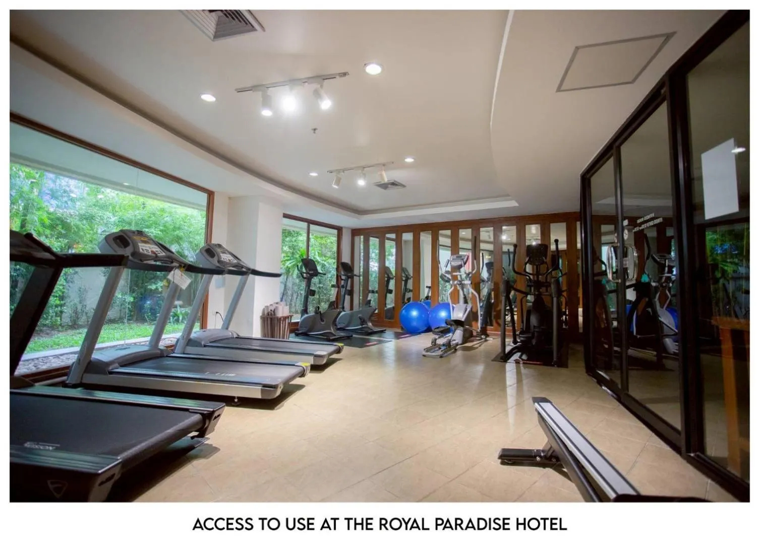 Fitness centre/facilities in The Corner