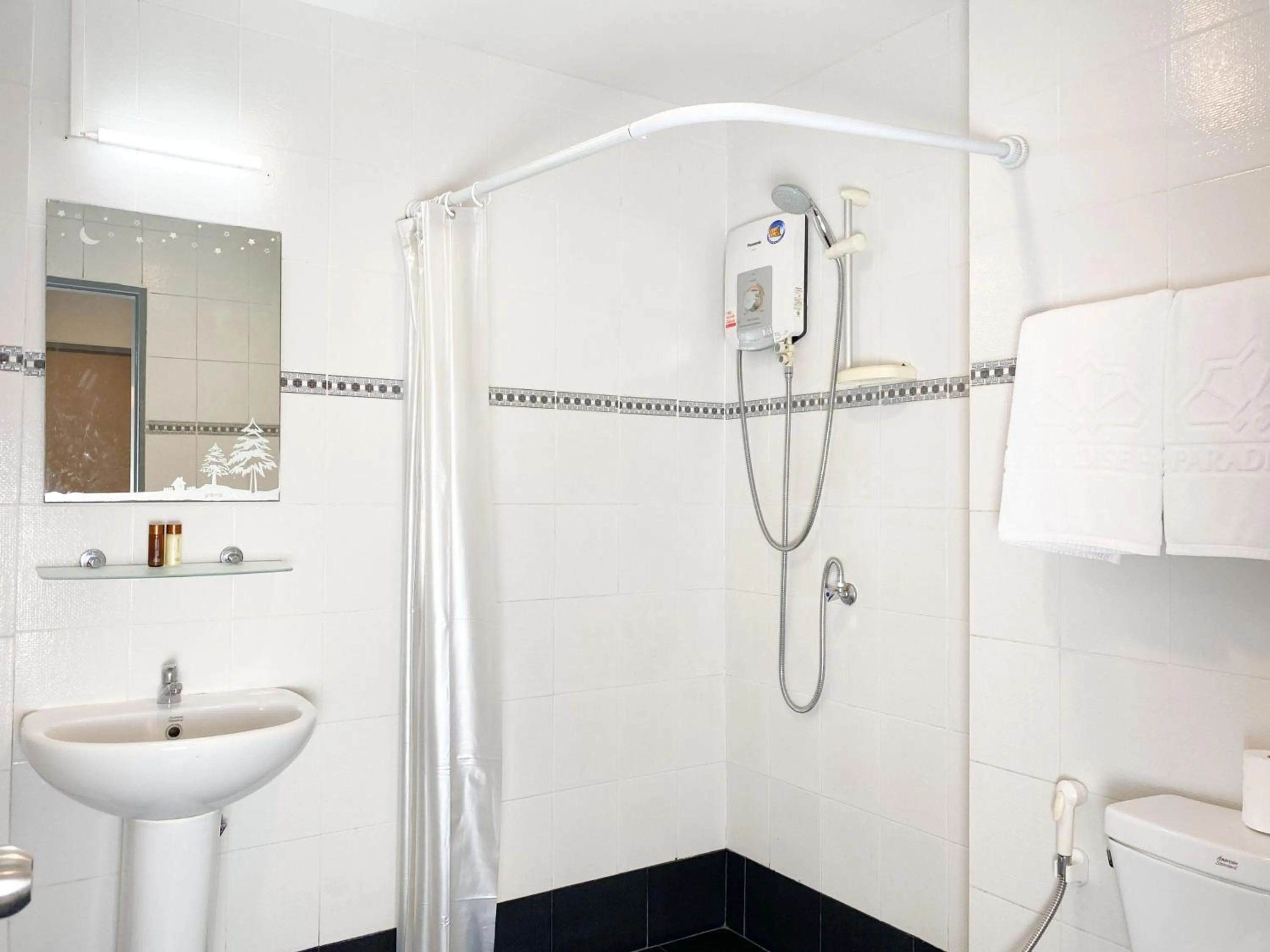 Shower in The Corner