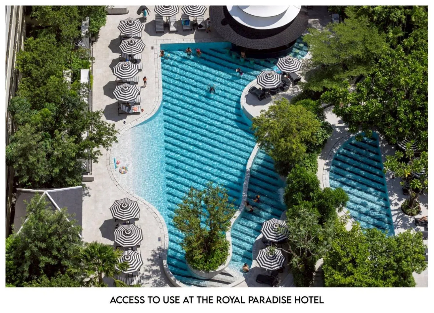 Swimming pool in The Corner