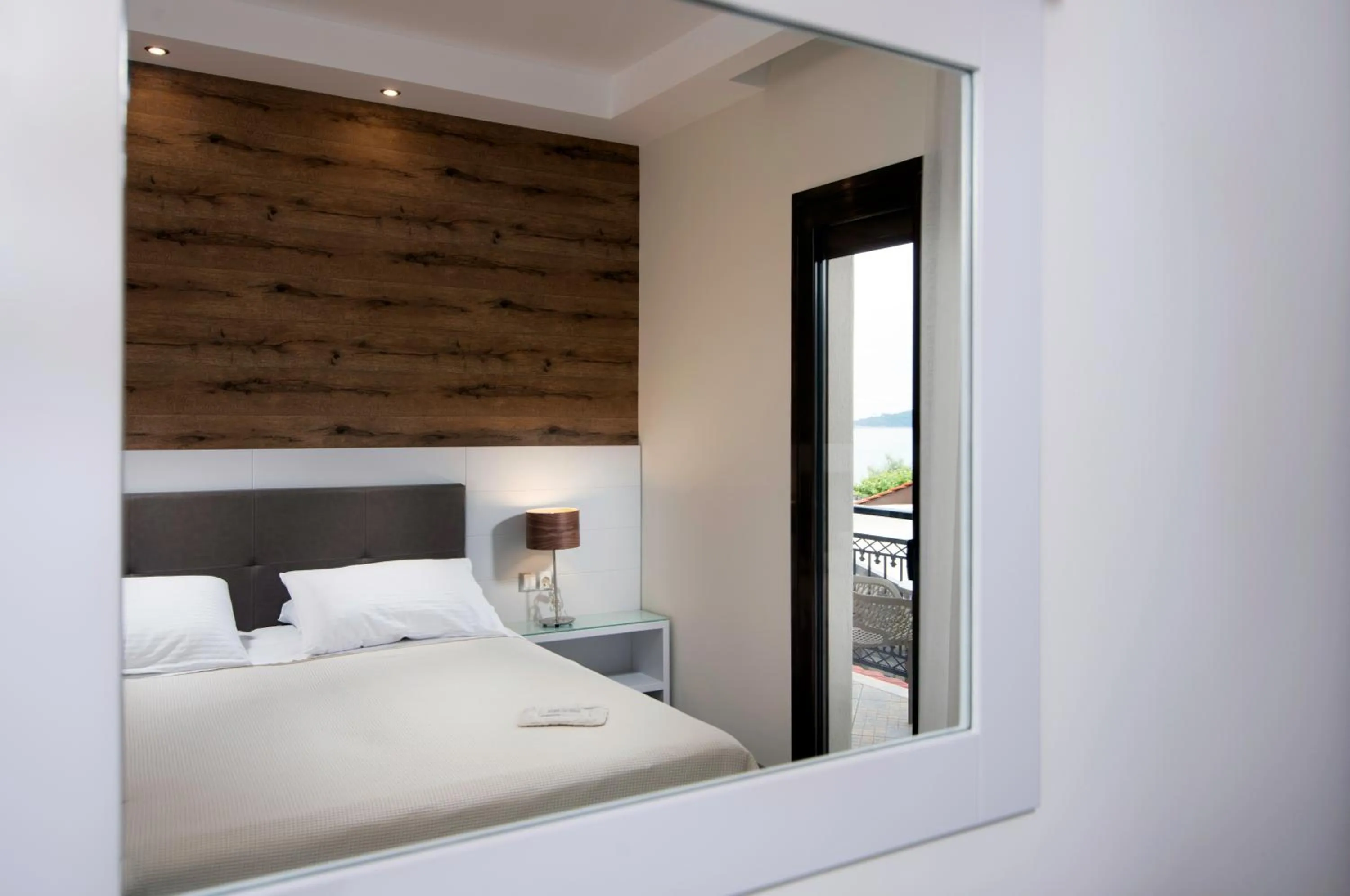 Bed in Kamelia & Semeli Hotel