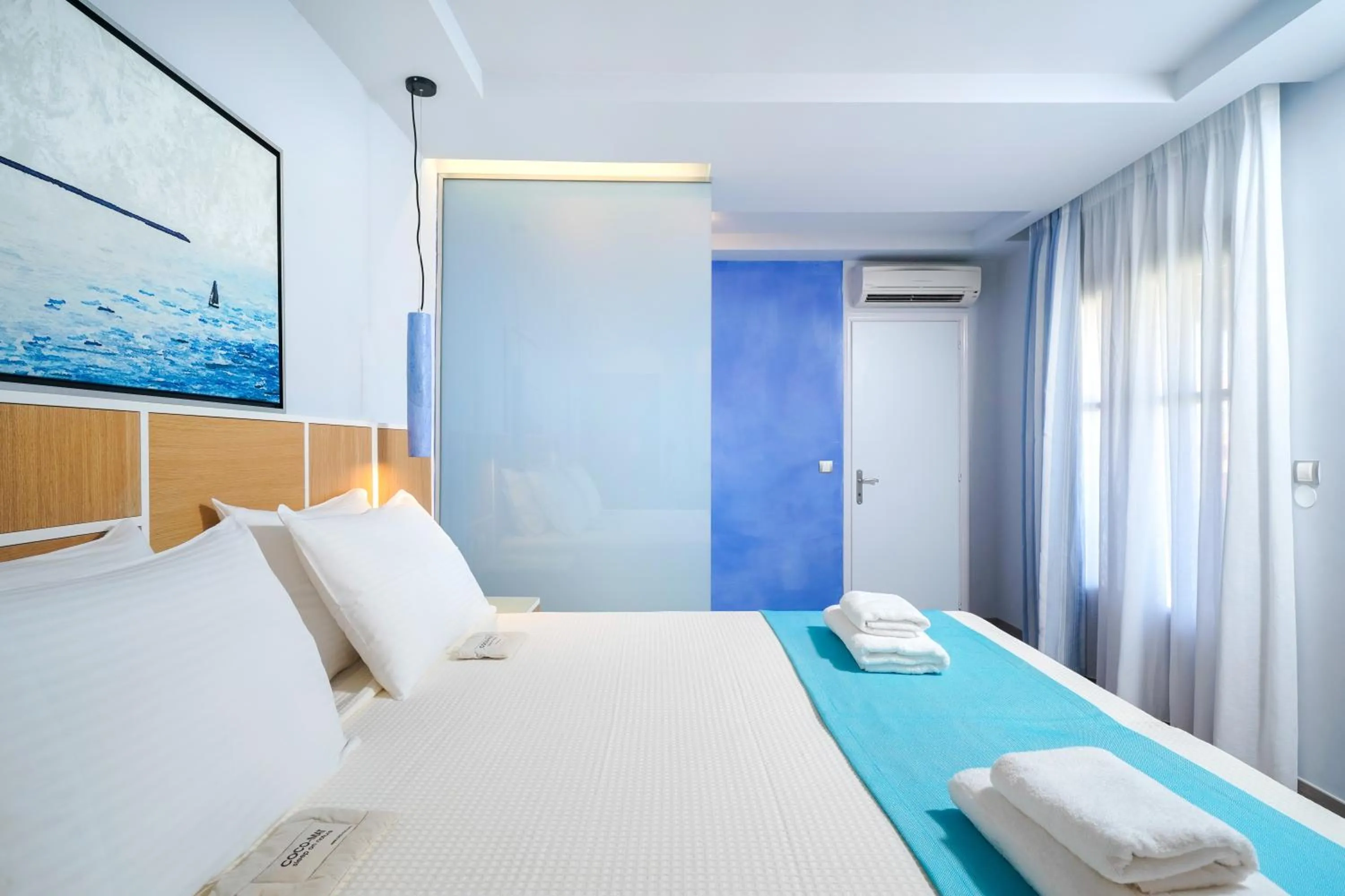 Bed in Kamelia & Semeli Hotel