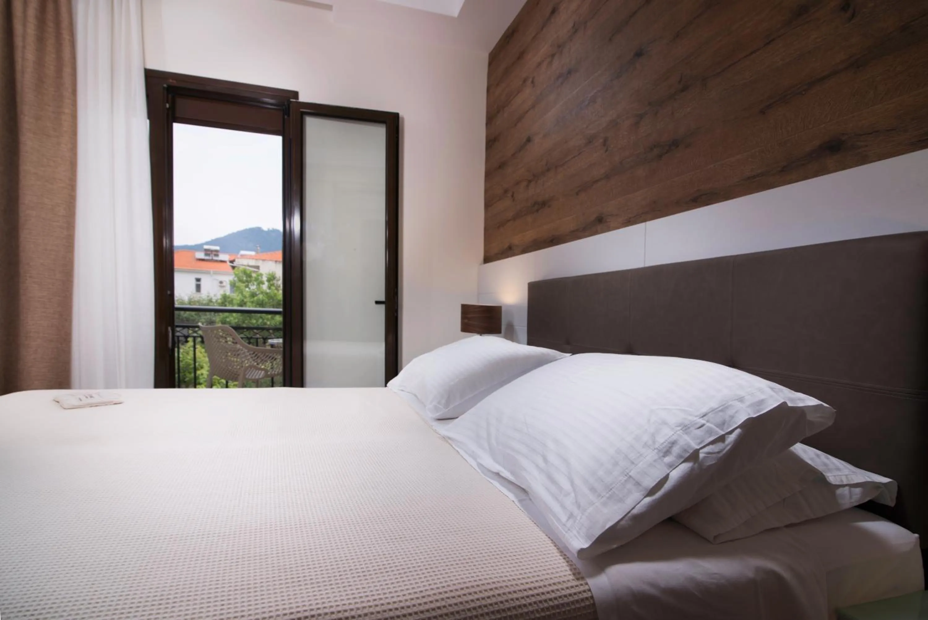 Bed in Kamelia & Semeli Hotel