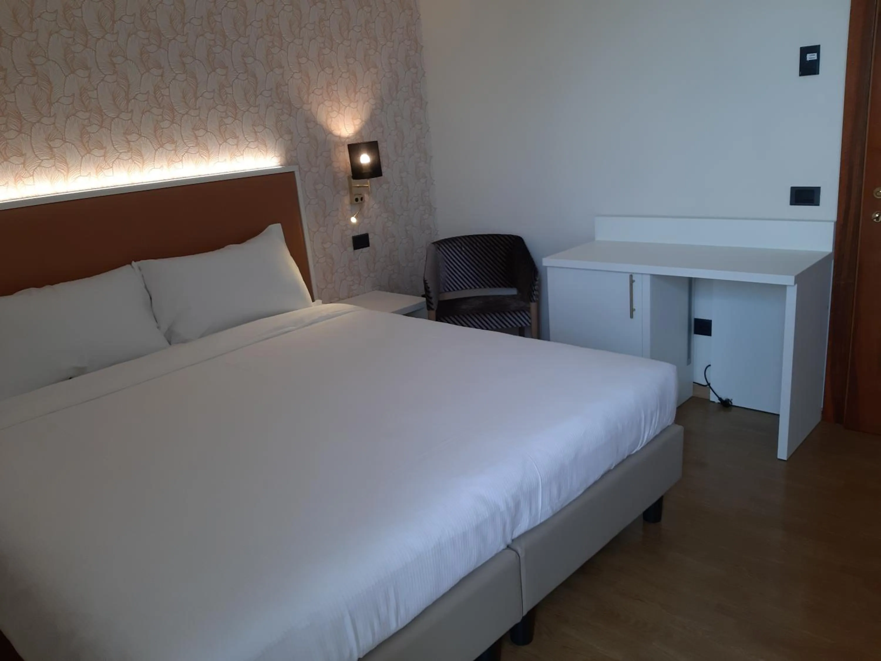 Bed in Hotel B&B Fortuna