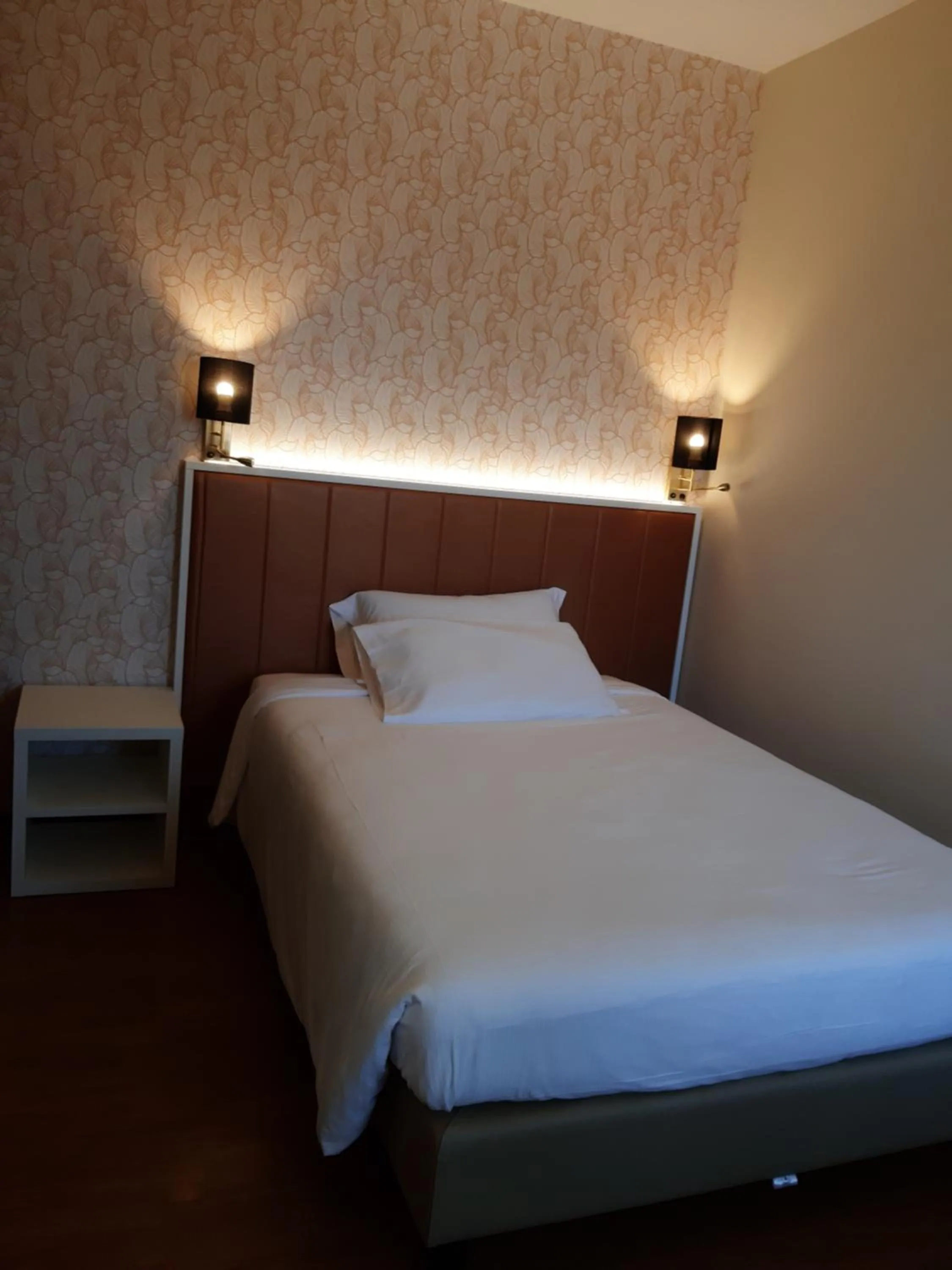 Bed in Hotel B&B Fortuna