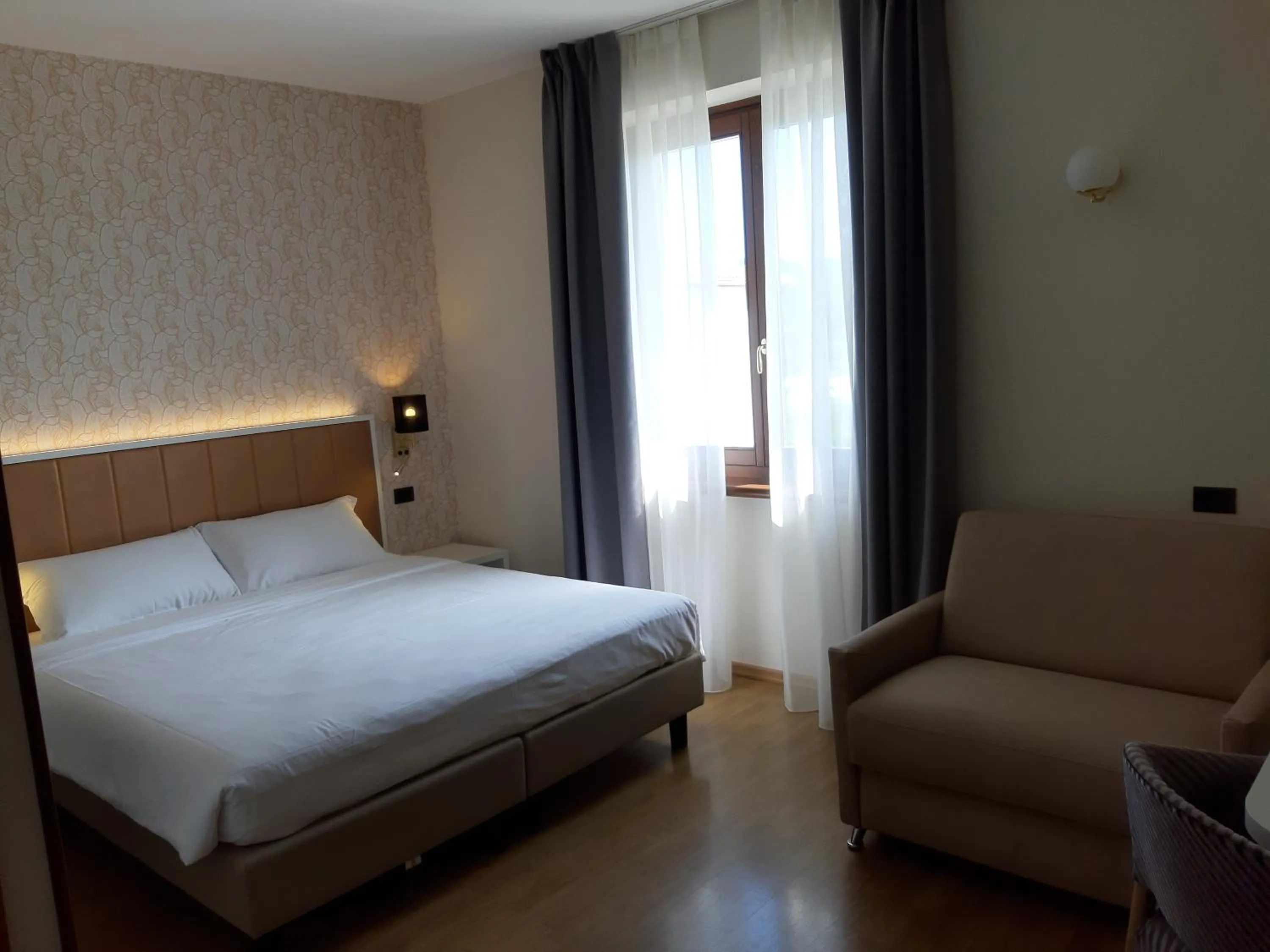 Bed in Hotel B&B Fortuna