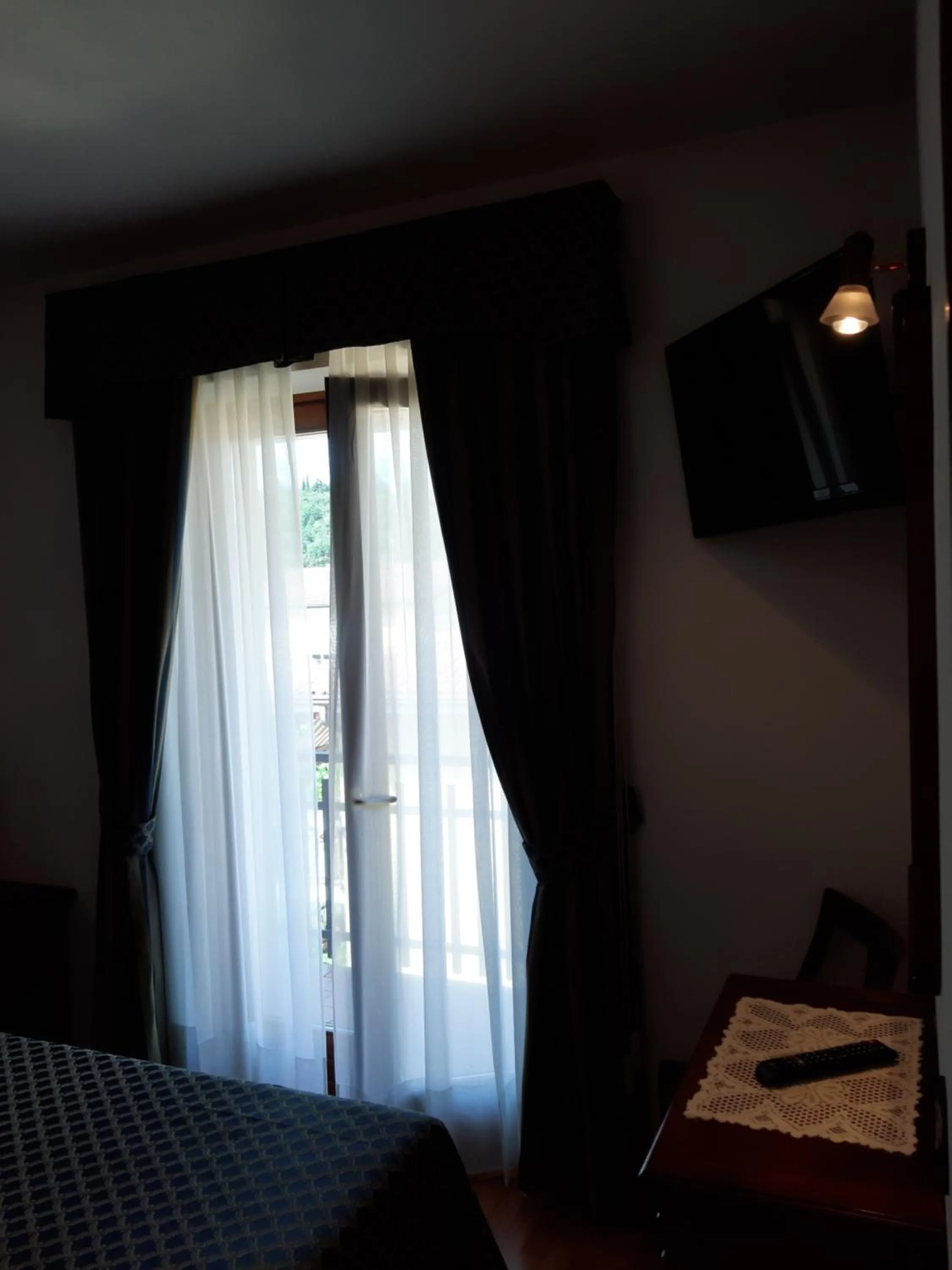 Bed in Hotel B&B Fortuna