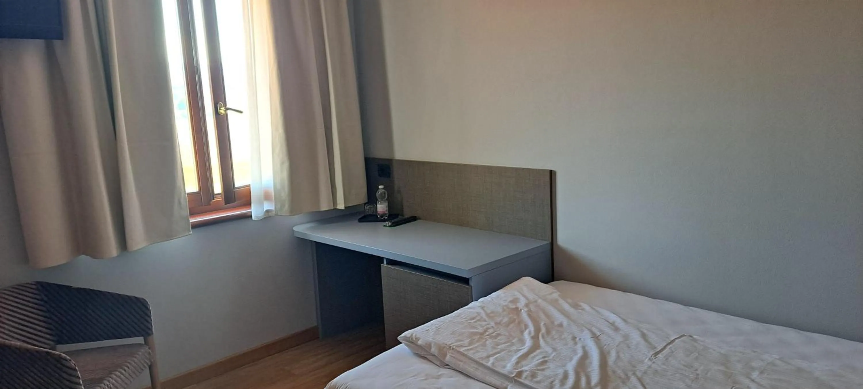 Bed in Hotel B&B Fortuna