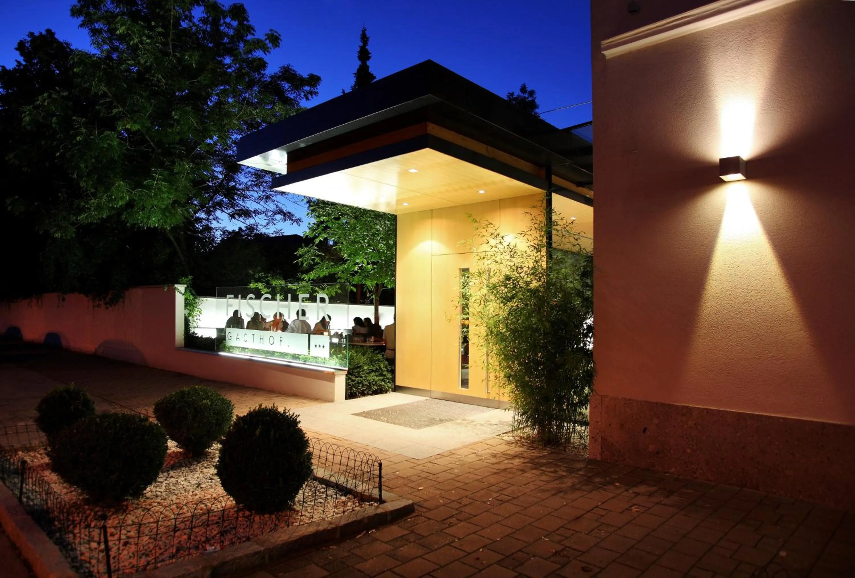 Property building in Hotel Gasthof Fischer